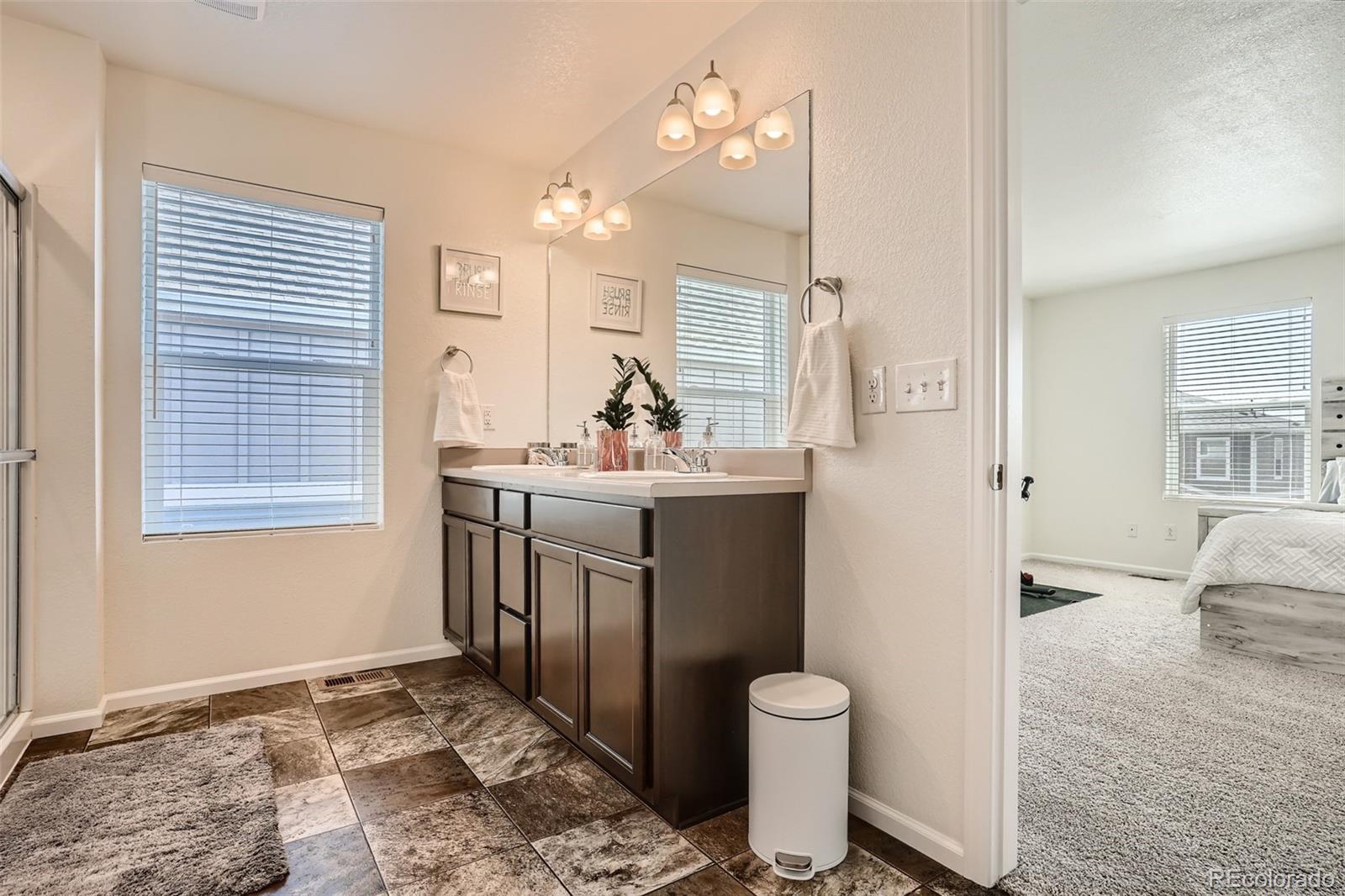 MLS Image #15 for 27060 e maple avenue,aurora, Colorado