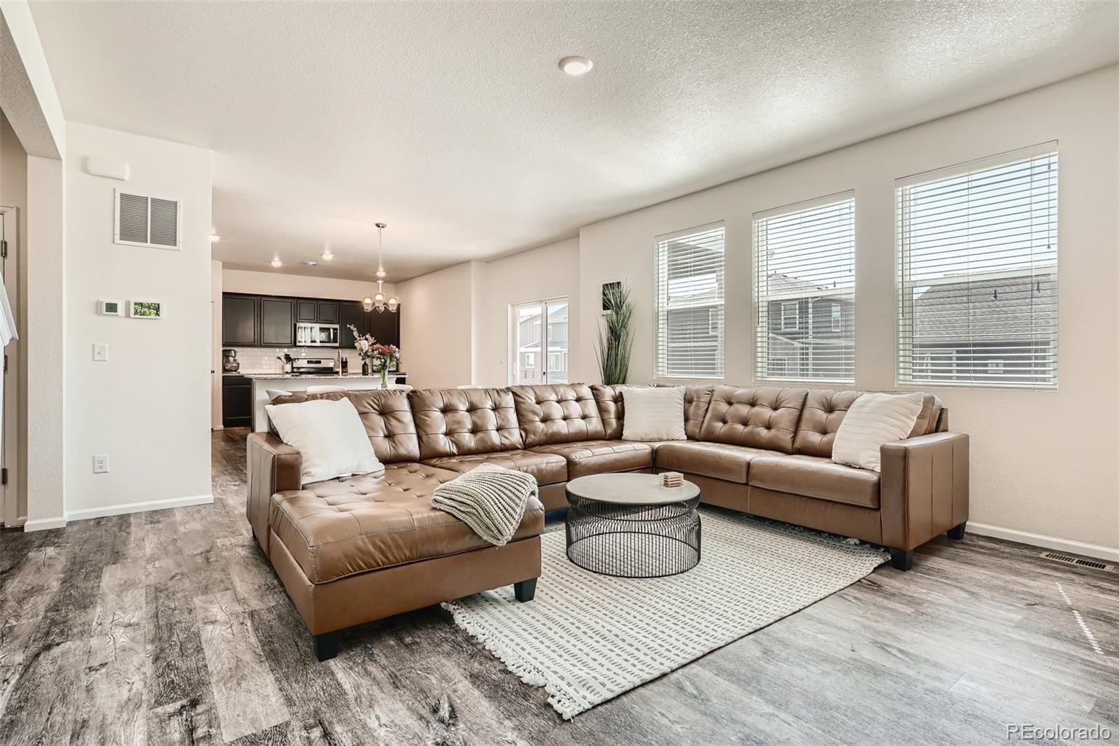 MLS Image #4 for 27060 e maple avenue,aurora, Colorado