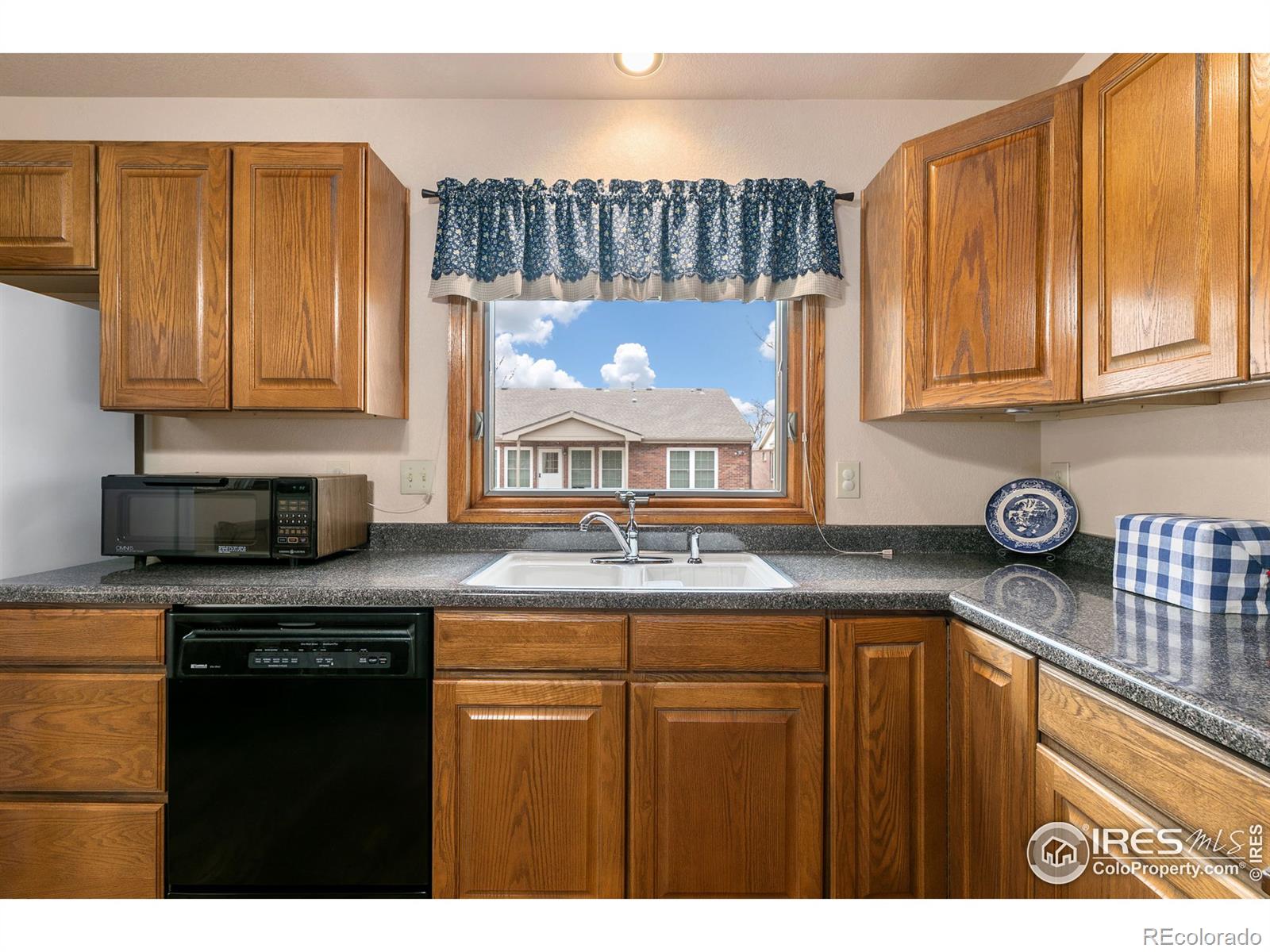 MLS Image #13 for 1143  muirfield way,fort collins, Colorado