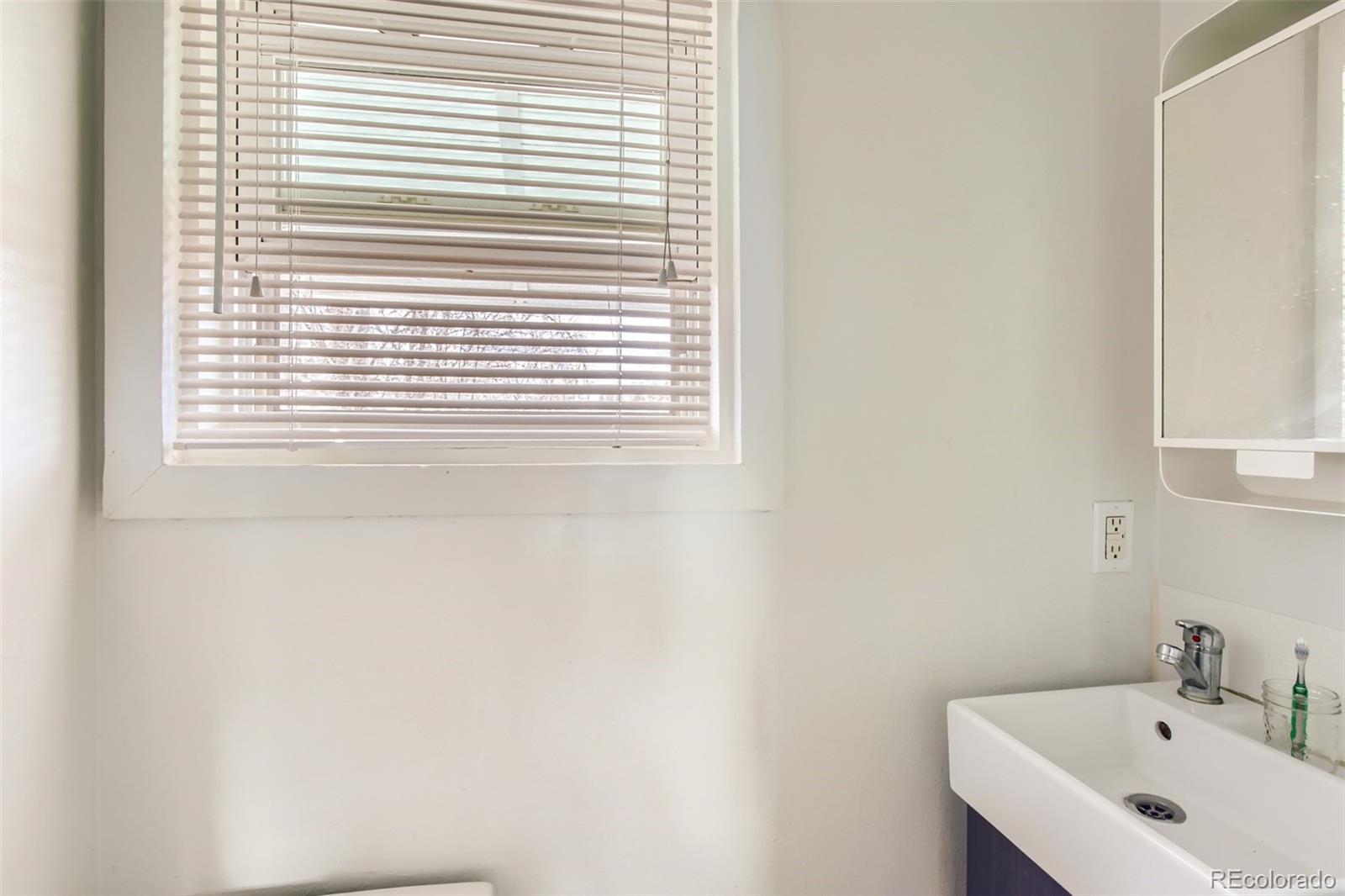 MLS Image #23 for 2931 s washington street,englewood, Colorado