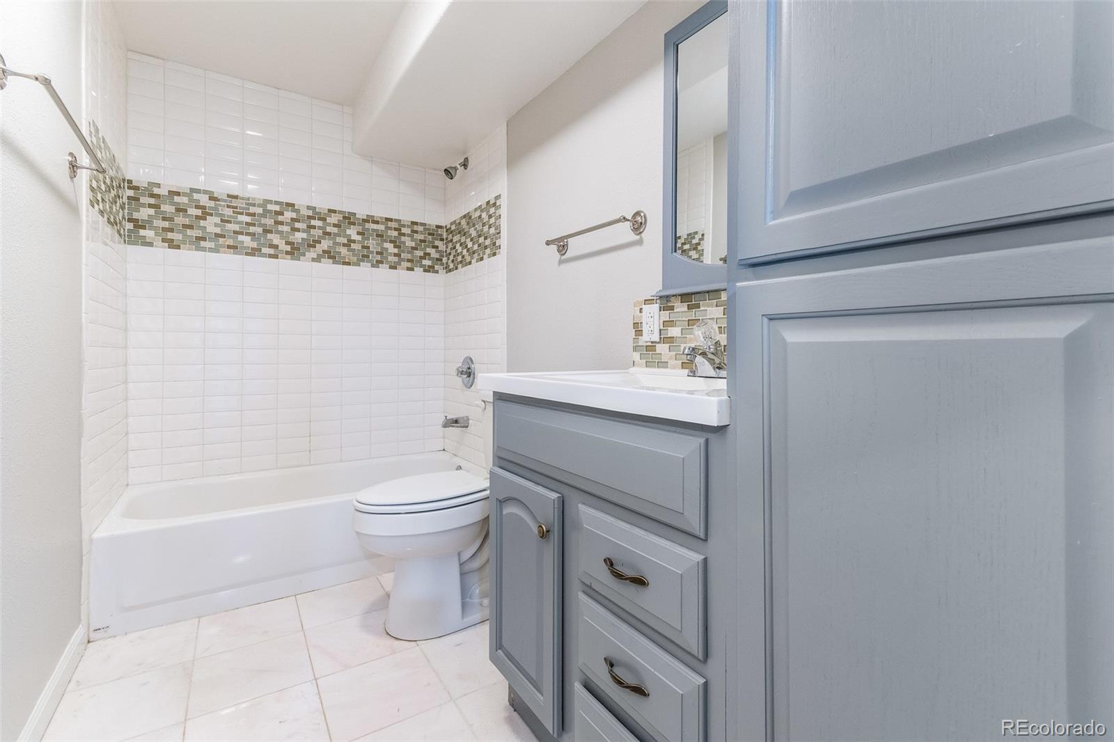 MLS Image #18 for 1127  sandra drive,johnstown, Colorado