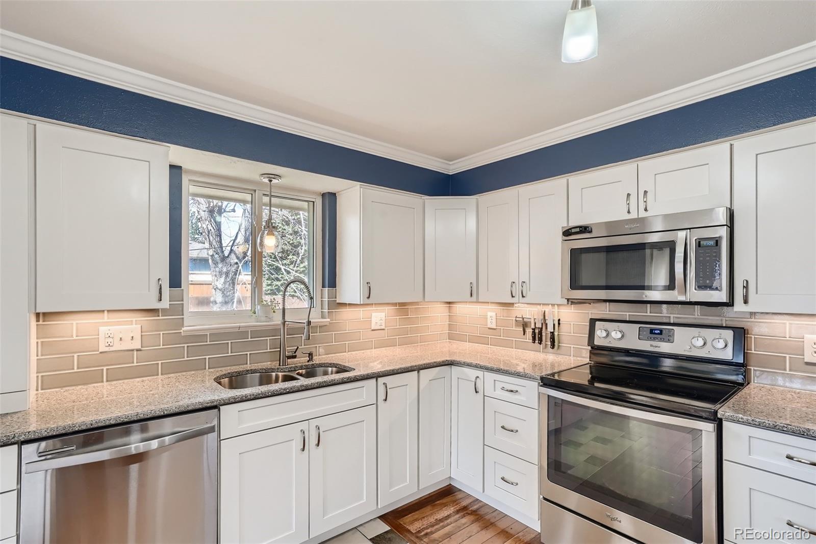 MLS Image #11 for 5393  arbutus street,arvada, Colorado