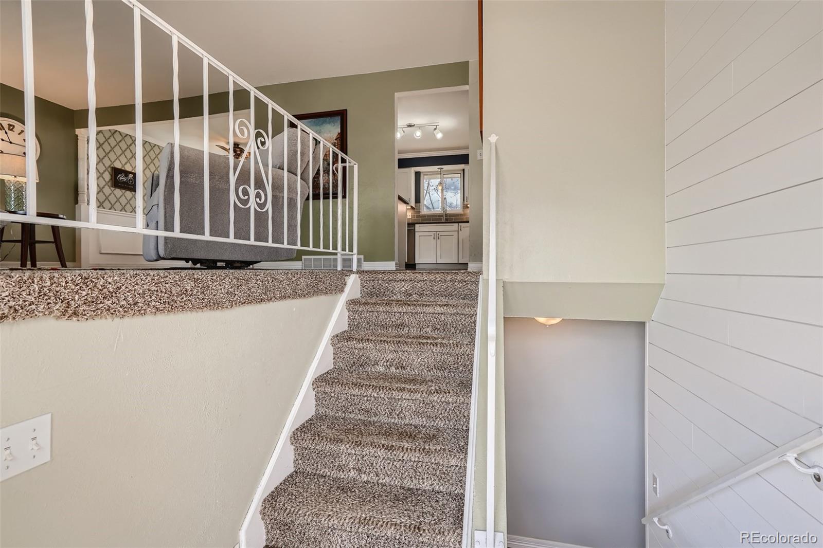 MLS Image #4 for 5393  arbutus street,arvada, Colorado