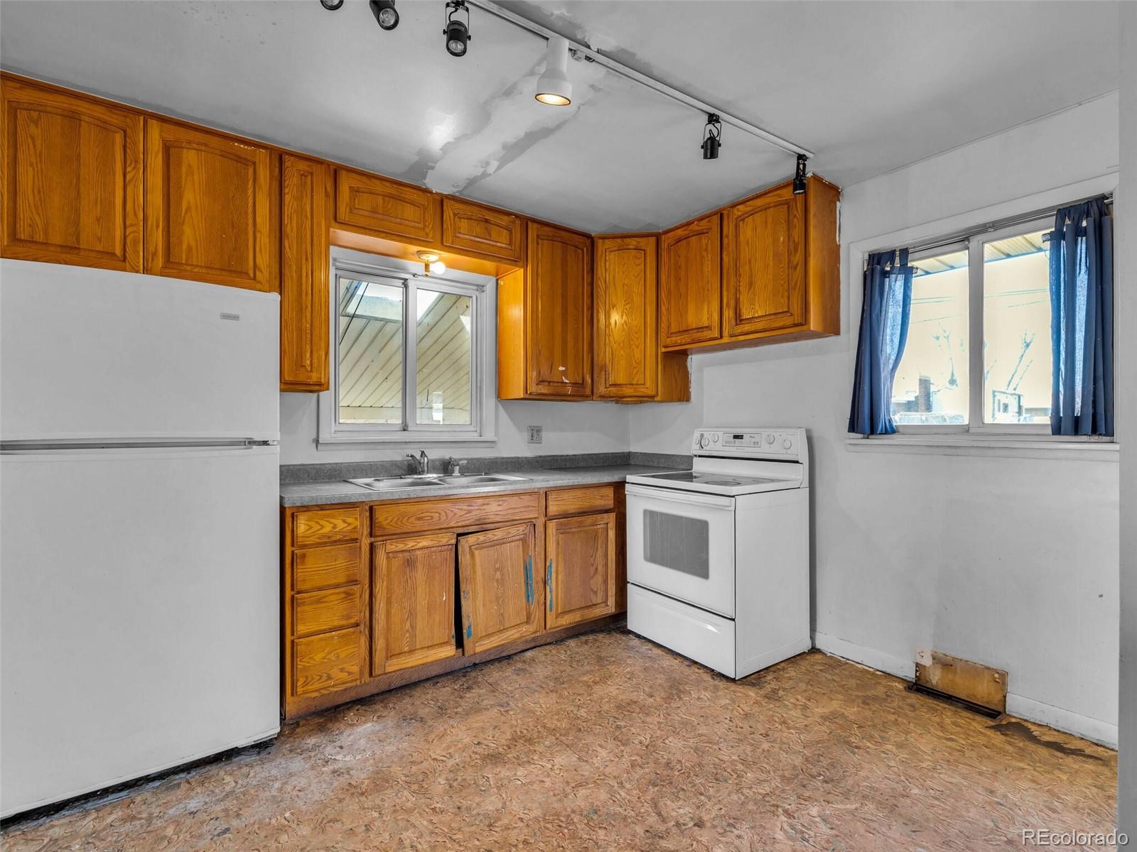 MLS Image #20 for 7161  avrum drive,denver, Colorado