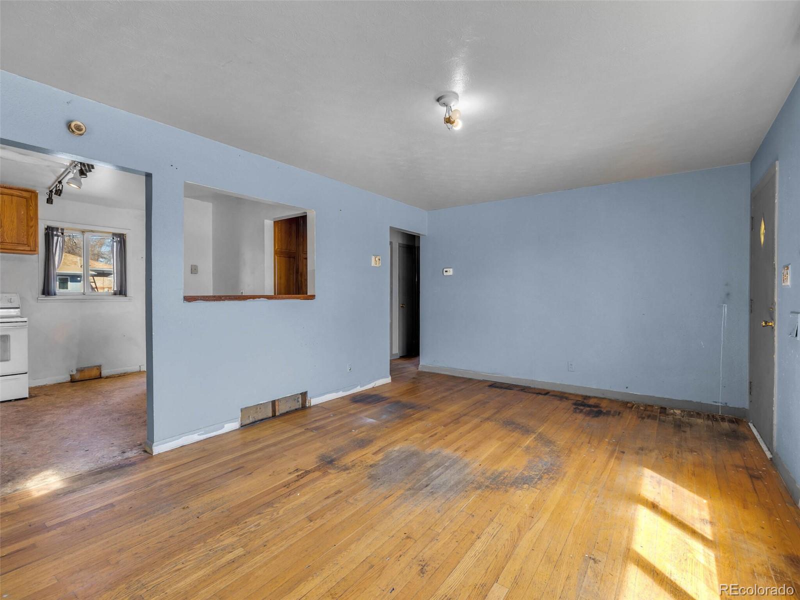 MLS Image #6 for 7161  avrum drive,denver, Colorado