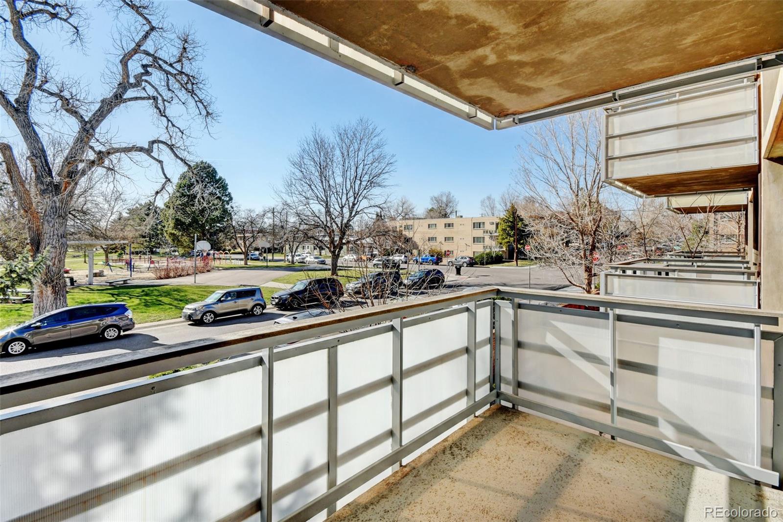 MLS Image #16 for 2500 s york street,denver, Colorado