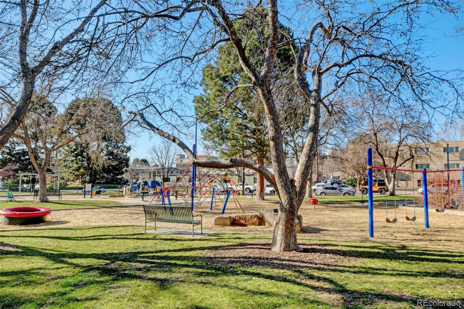 MLS Image #22 for 2500 s york street,denver, Colorado