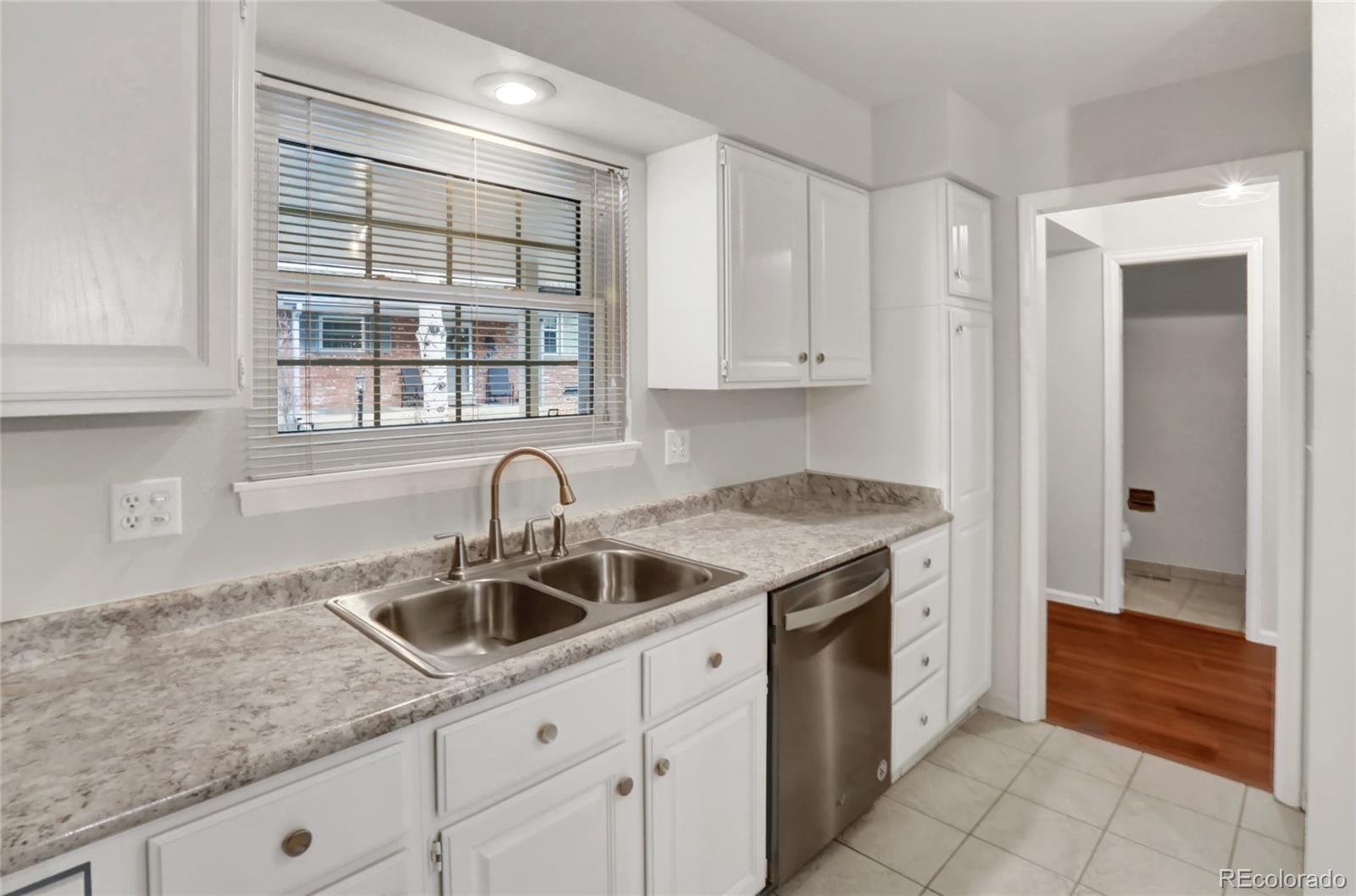 MLS Image #5 for 6934 e briarwood drive ,centennial, Colorado