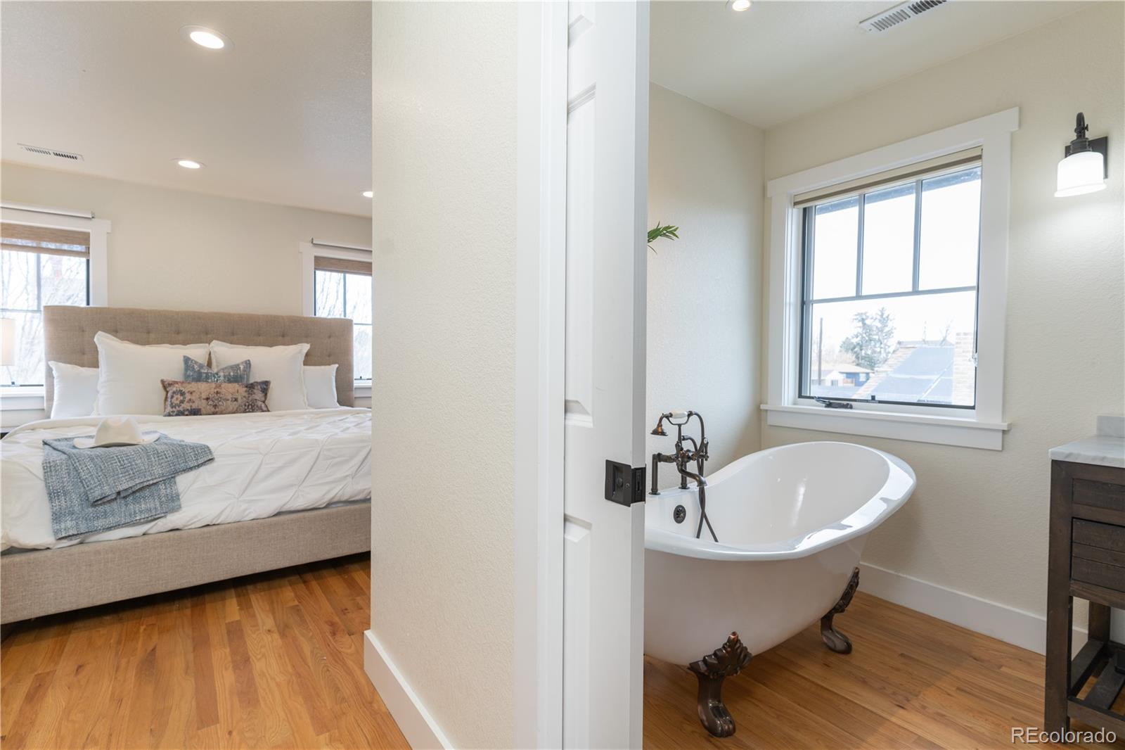 MLS Image #13 for 2400 n gaylord street,denver, Colorado