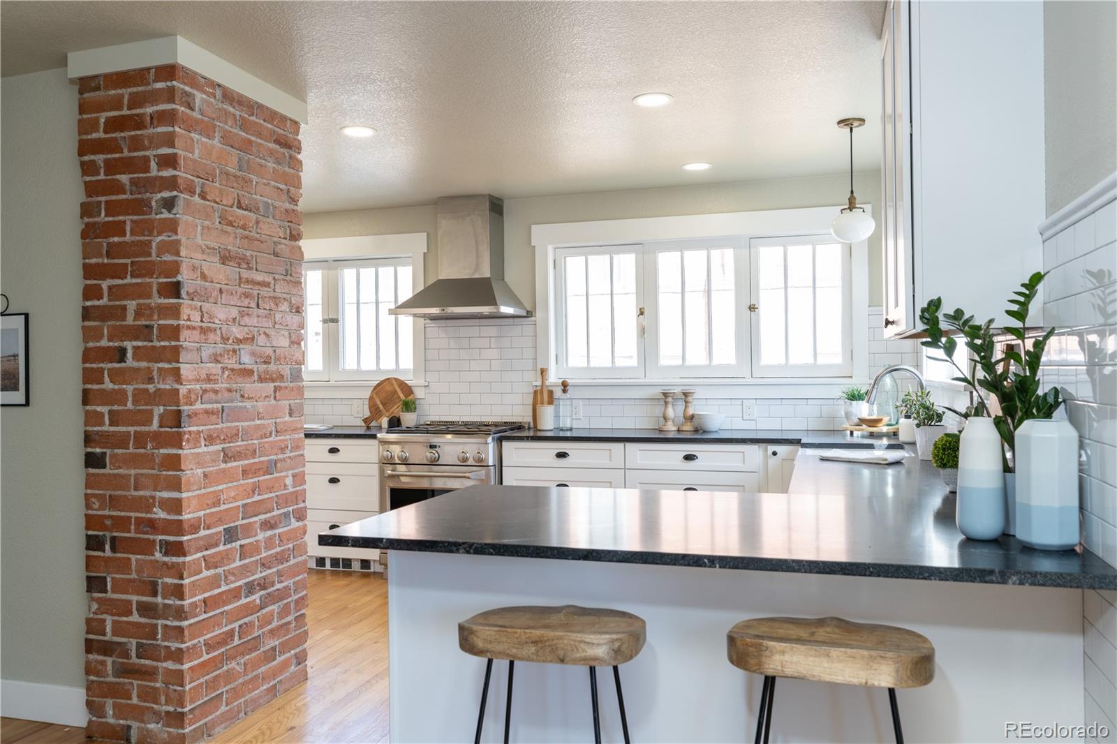 MLS Image #23 for 2400 n gaylord street,denver, Colorado