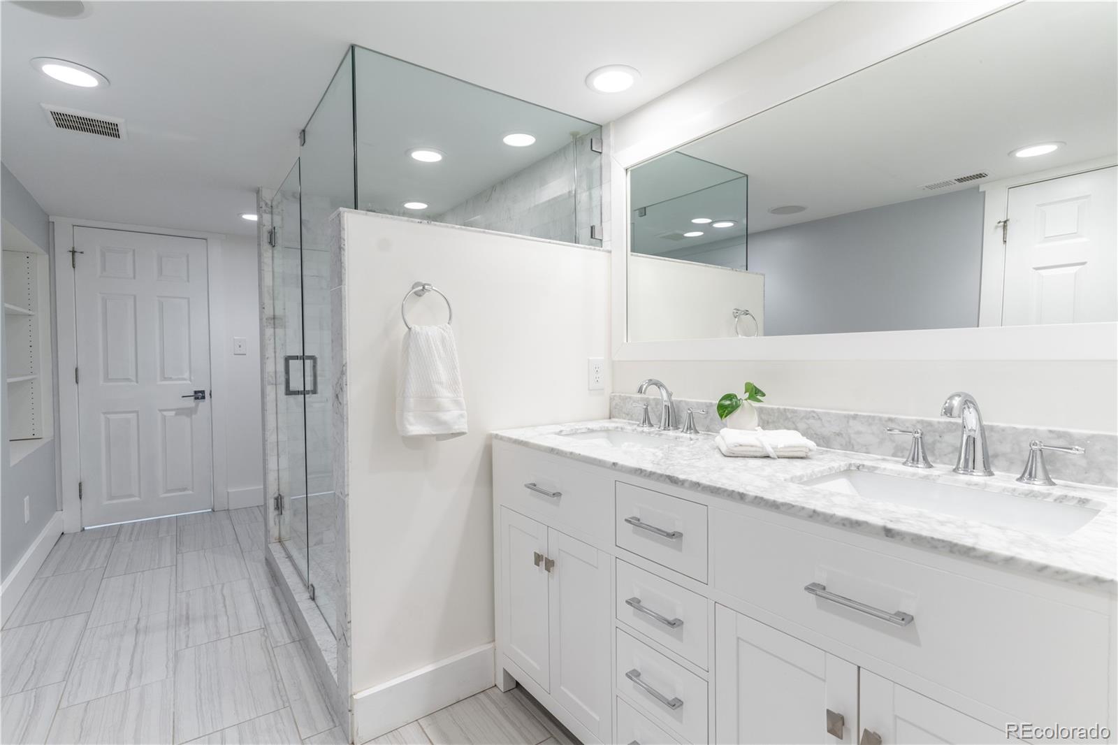 MLS Image #29 for 2400 n gaylord street,denver, Colorado
