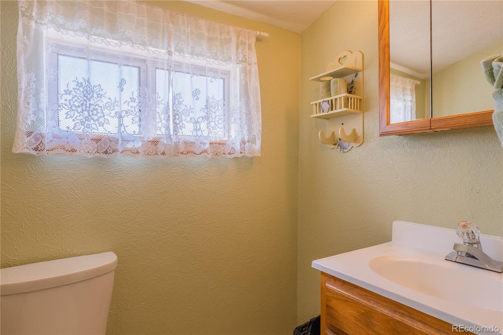 MLS Image #12 for 307 w elm street,leadville, Colorado