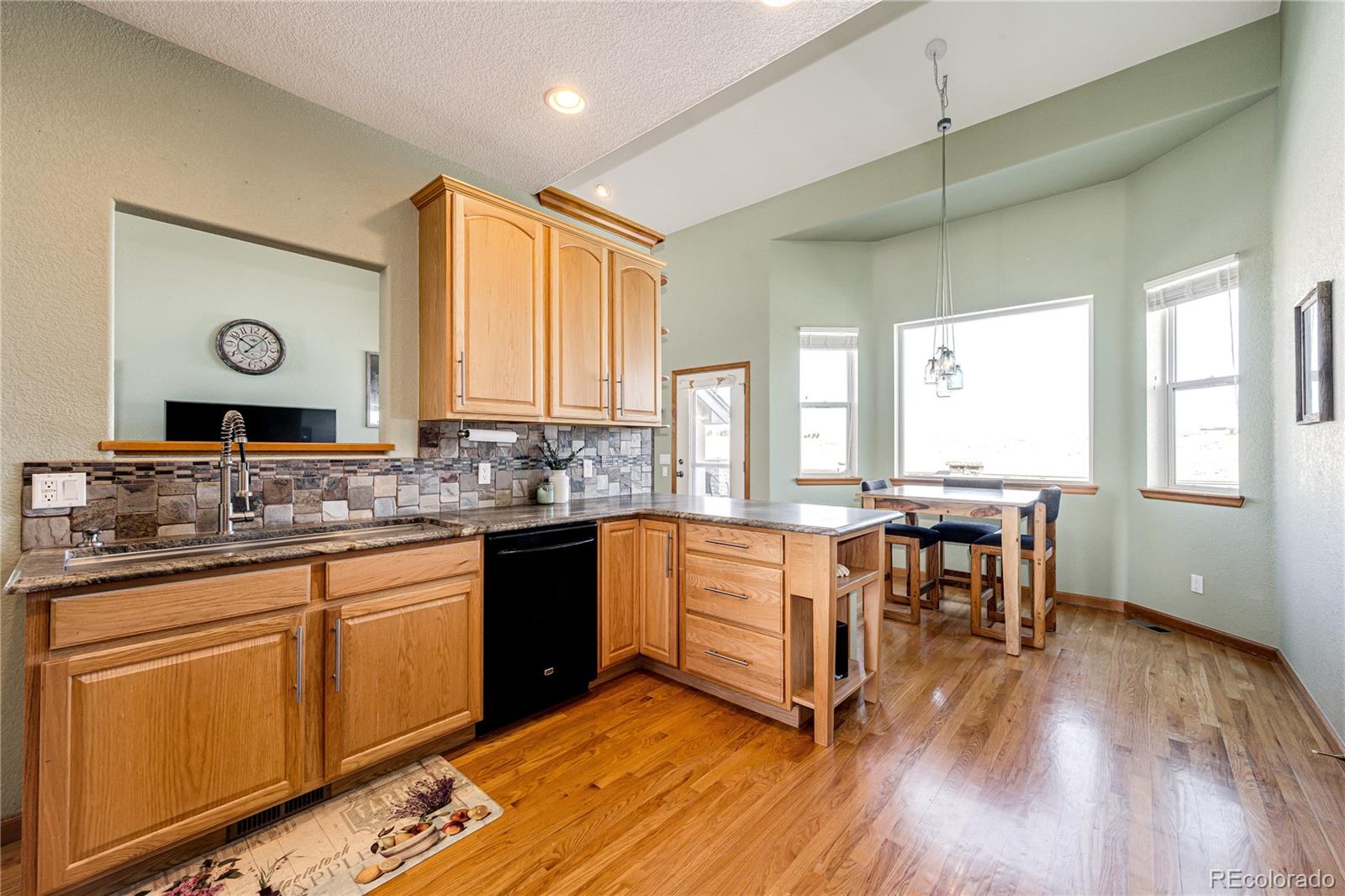 MLS Image #10 for 5905  mccart ranch circle,elizabeth, Colorado