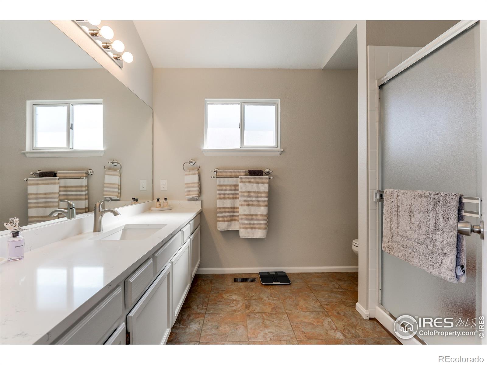 MLS Image #18 for 1418  lincoln circle,longmont, Colorado