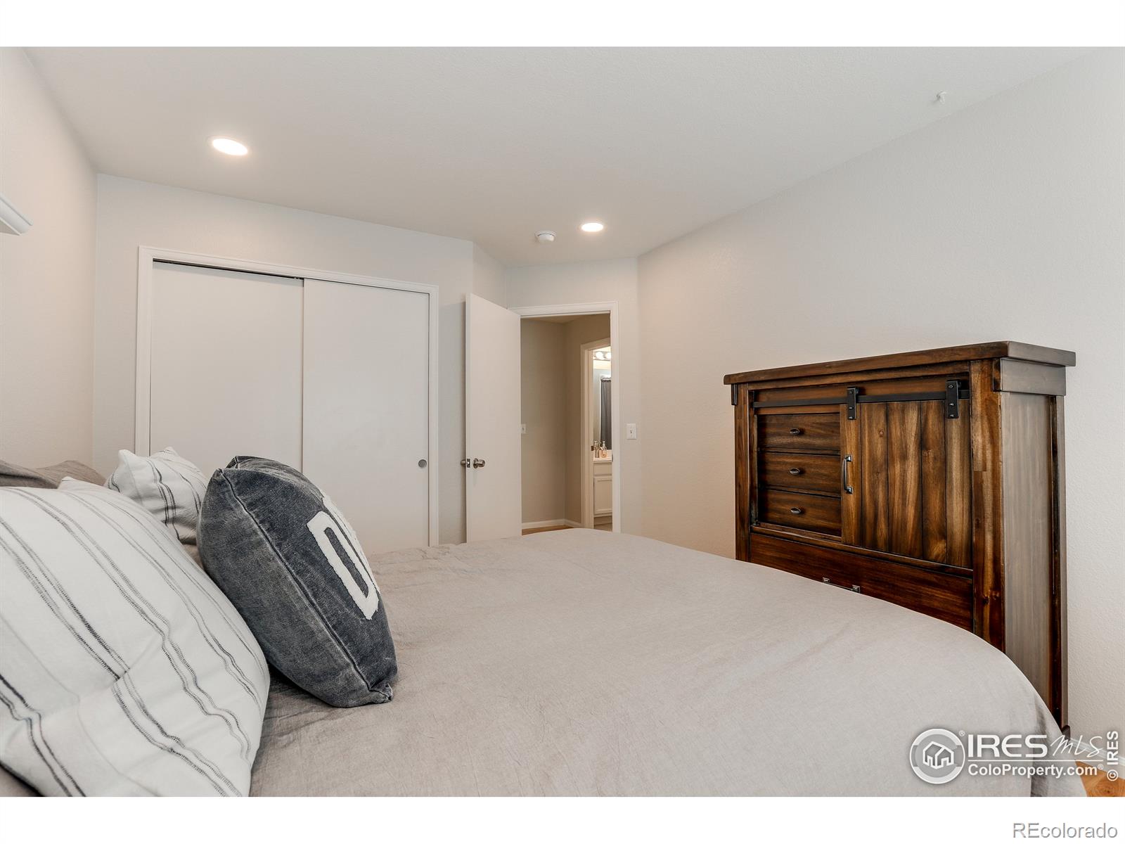 MLS Image #25 for 1418  lincoln circle,longmont, Colorado