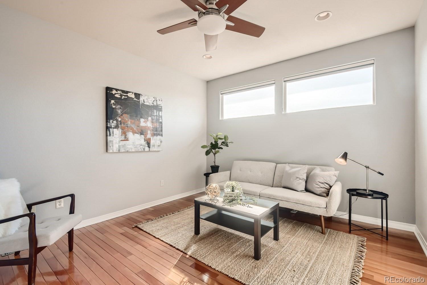 MLS Image #20 for 940 s locust street,denver, Colorado