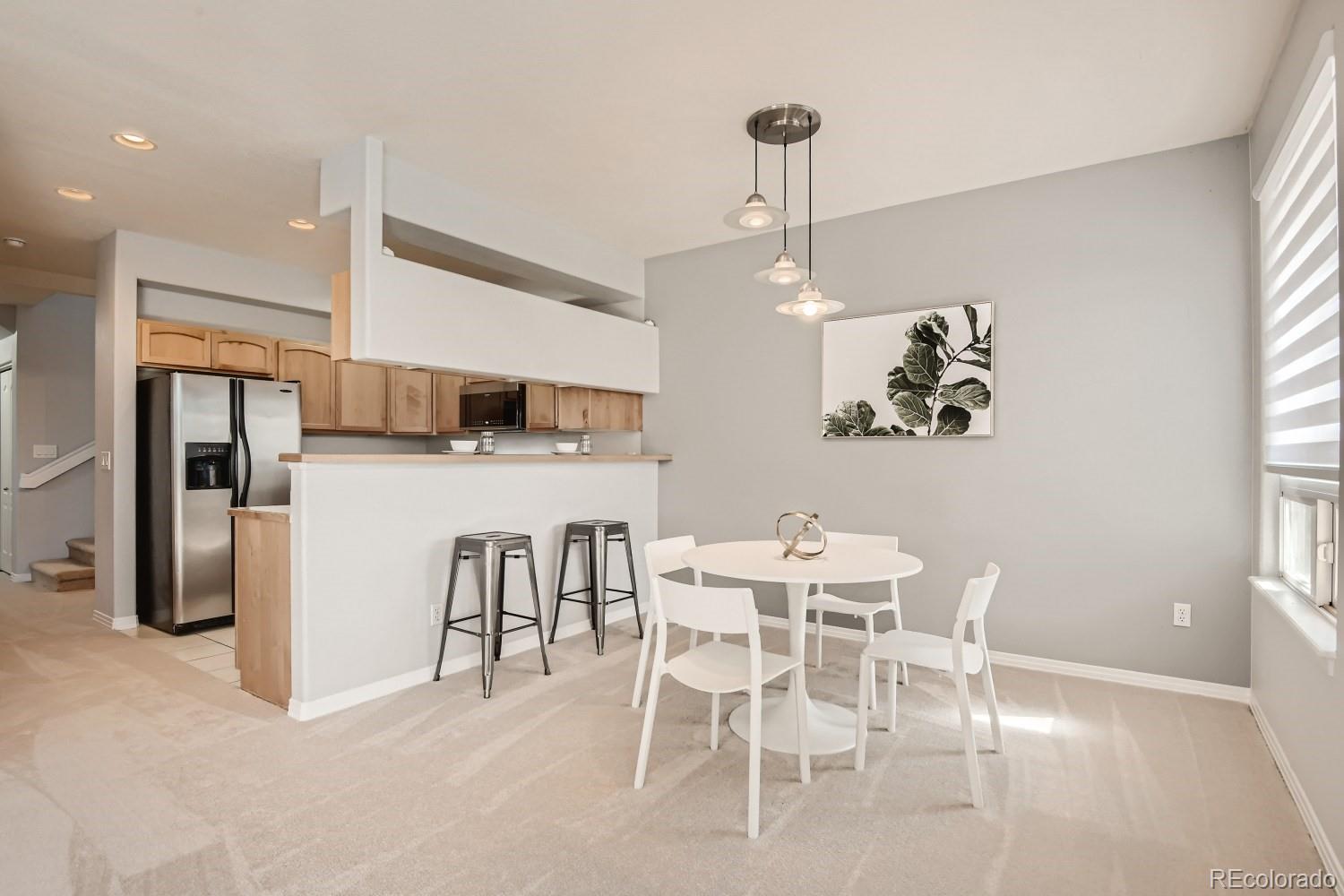 MLS Image #5 for 940 s locust street,denver, Colorado