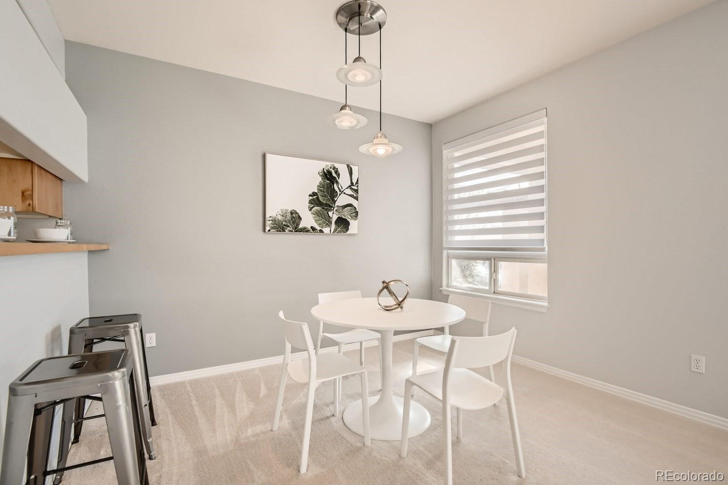 MLS Image #8 for 940 s locust street,denver, Colorado