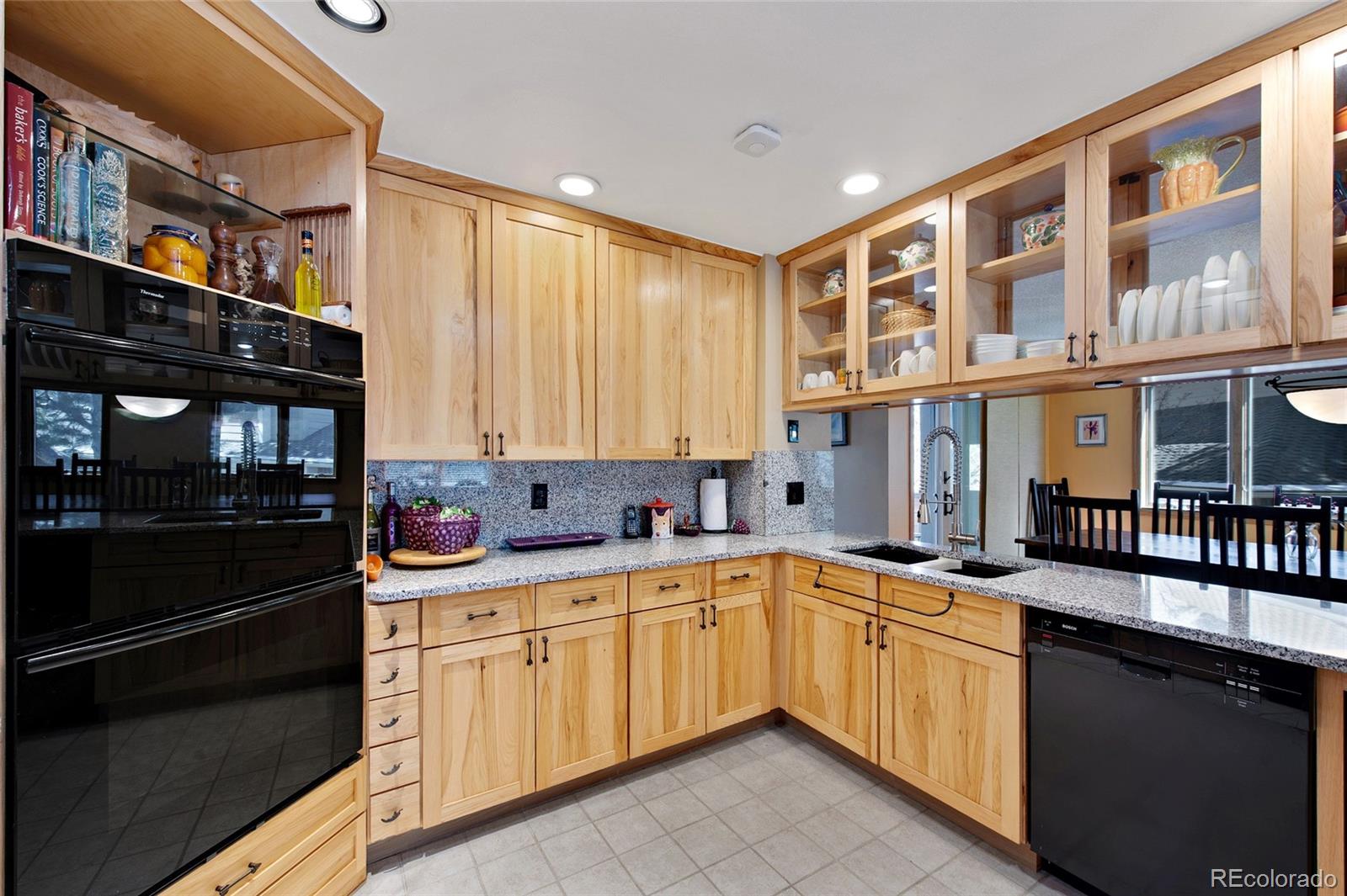 MLS Image #3 for 7526  parkview mountain,littleton, Colorado