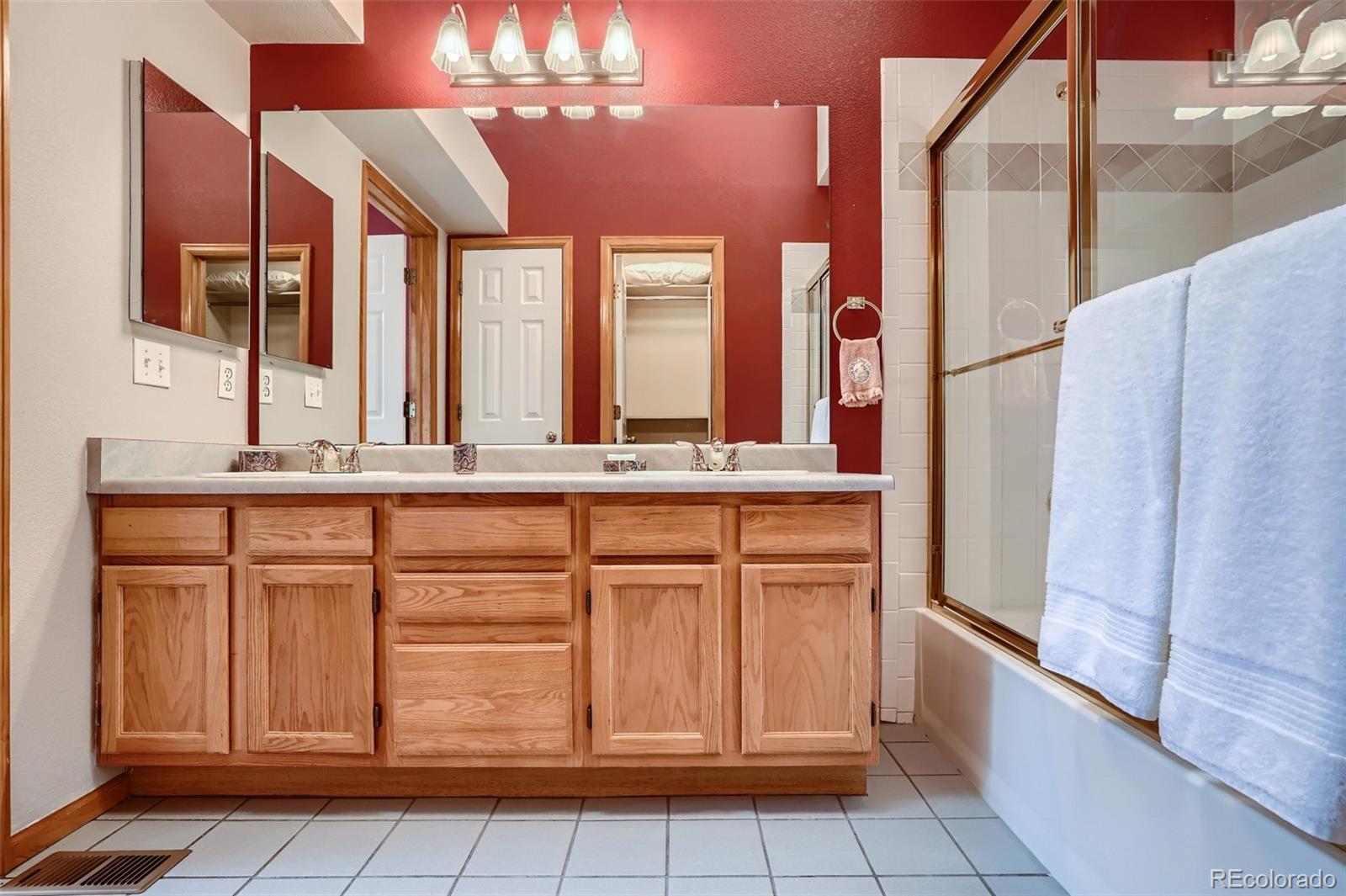 MLS Image #18 for 2166 s troy way,aurora, Colorado