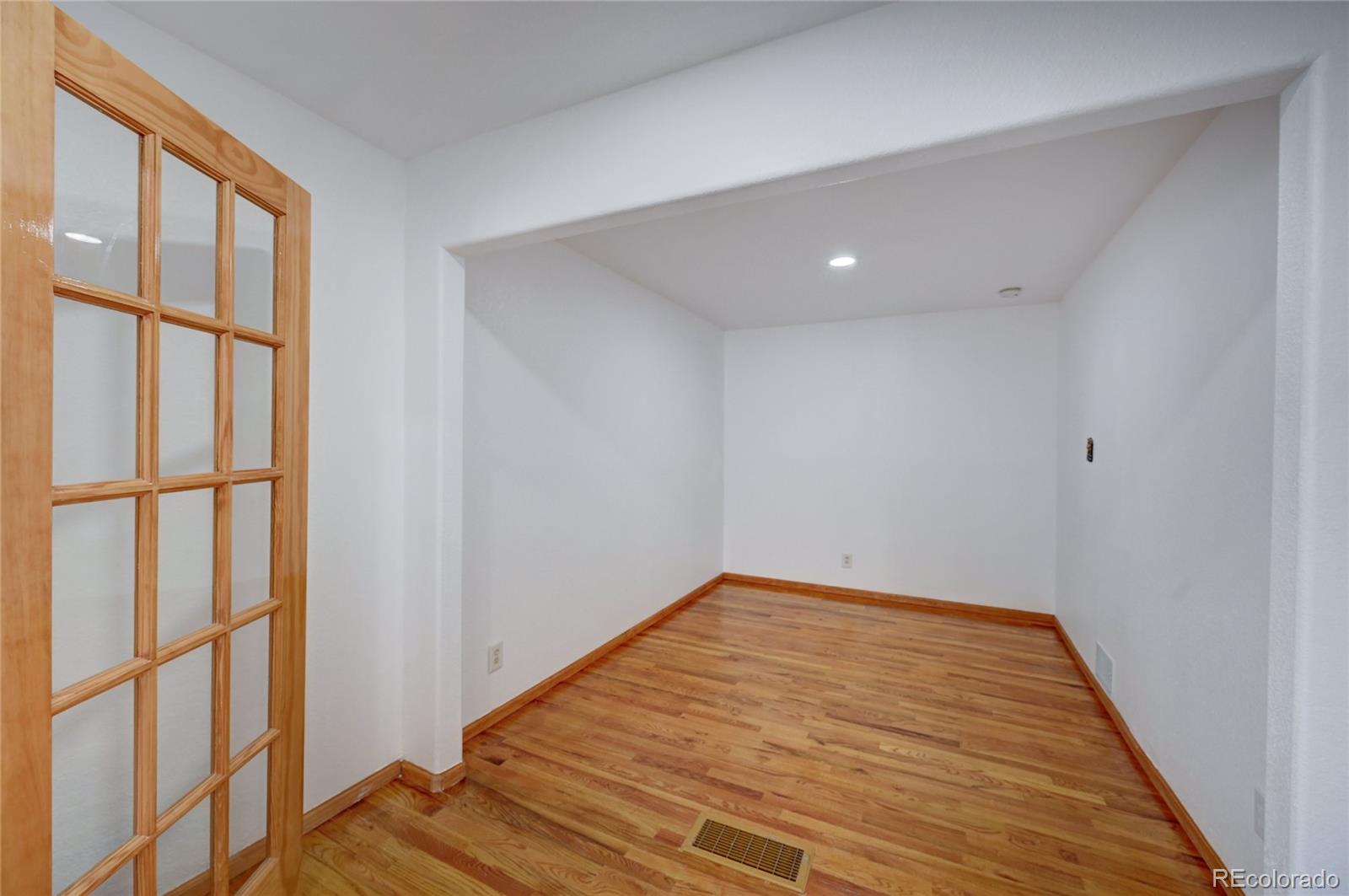 MLS Image #19 for 532 s yates street,denver, Colorado