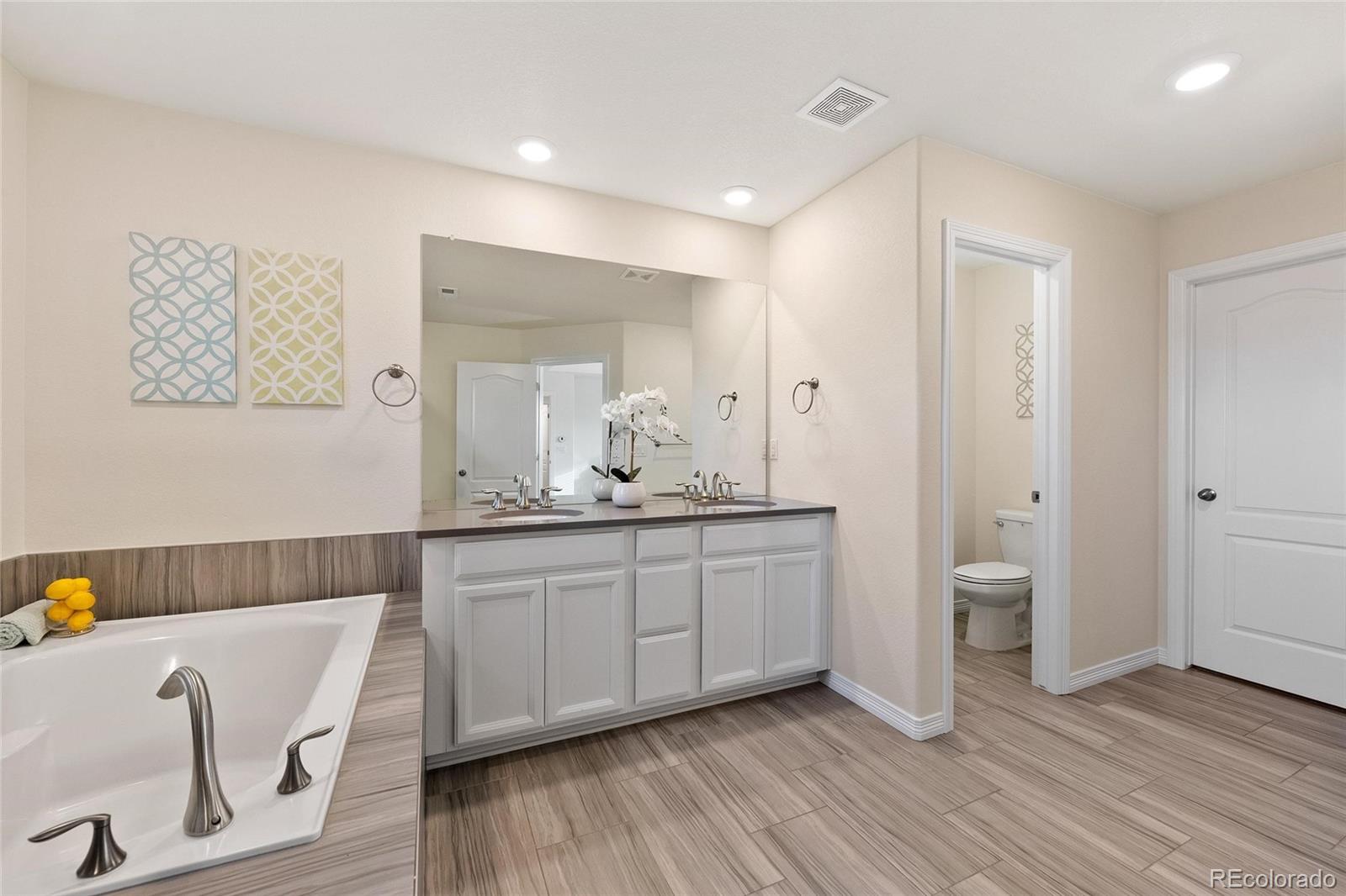 MLS Image #28 for 16267  beckwith run,broomfield, Colorado