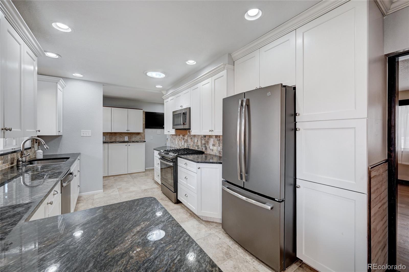 MLS Image #4 for 6680  upham street,arvada, Colorado