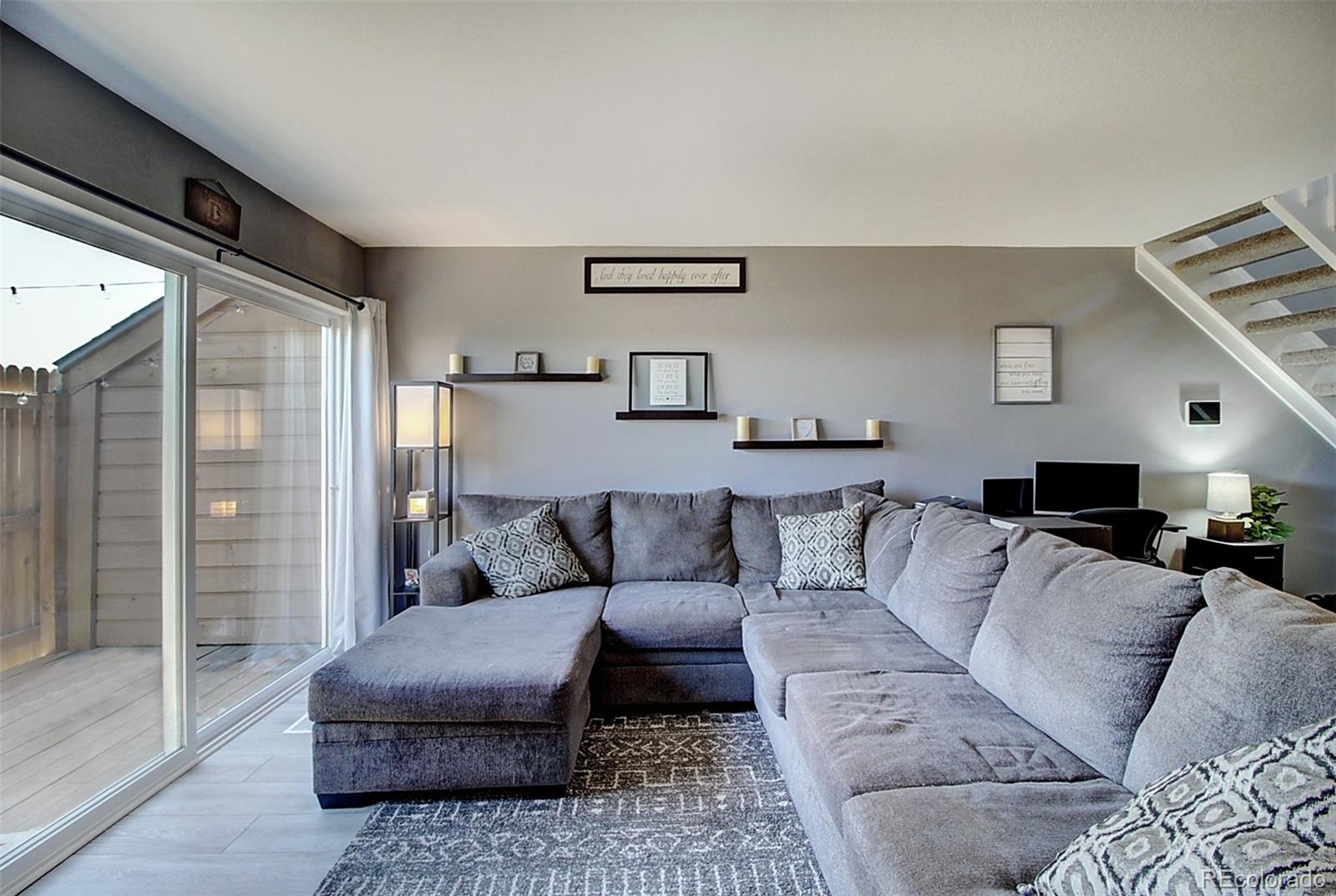 MLS Image #3 for 8771  devonshire boulevard,denver, Colorado