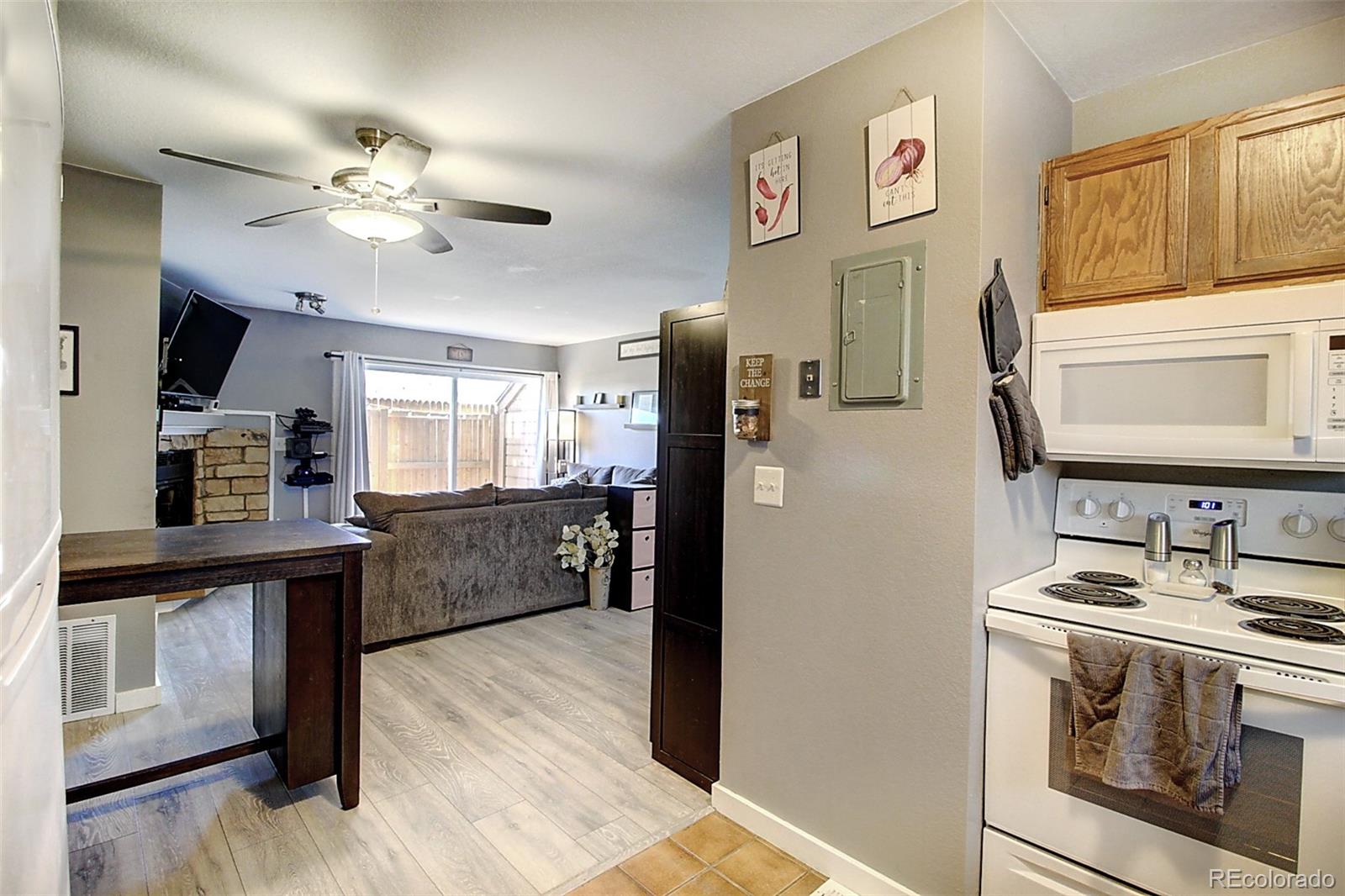 MLS Image #4 for 8771  devonshire boulevard,denver, Colorado