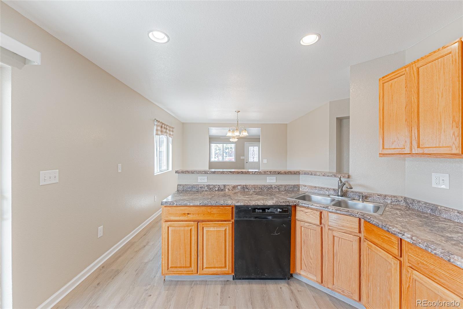 MLS Image #10 for 638 s osceola street,denver, Colorado