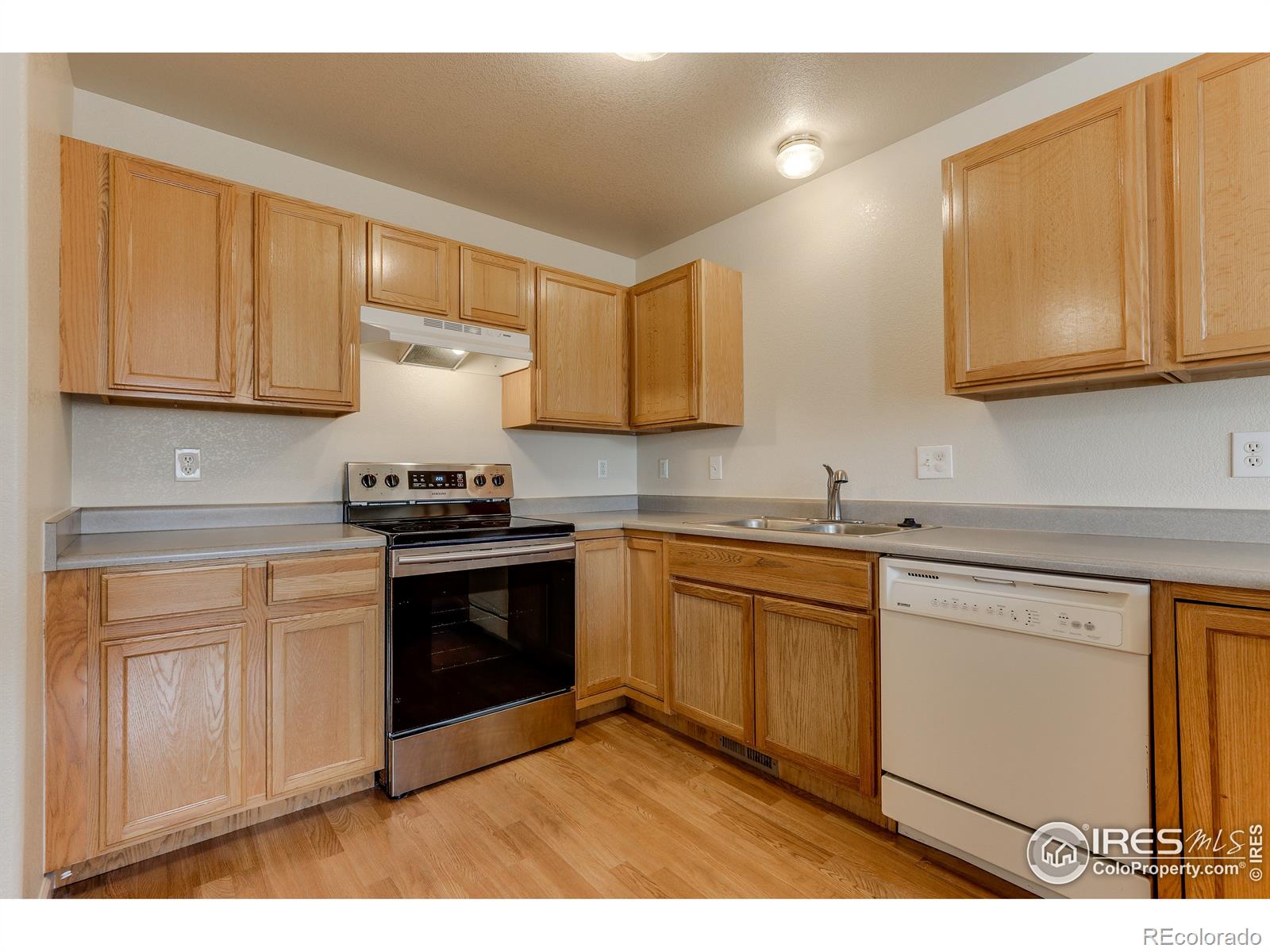 MLS Image #8 for 1601  great western drive,longmont, Colorado