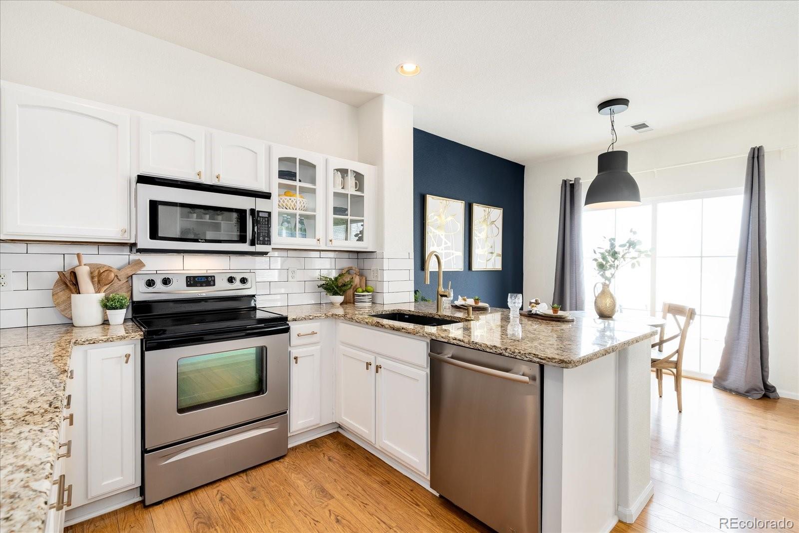 MLS Image #4 for 208  whitehaven circle,highlands ranch, Colorado