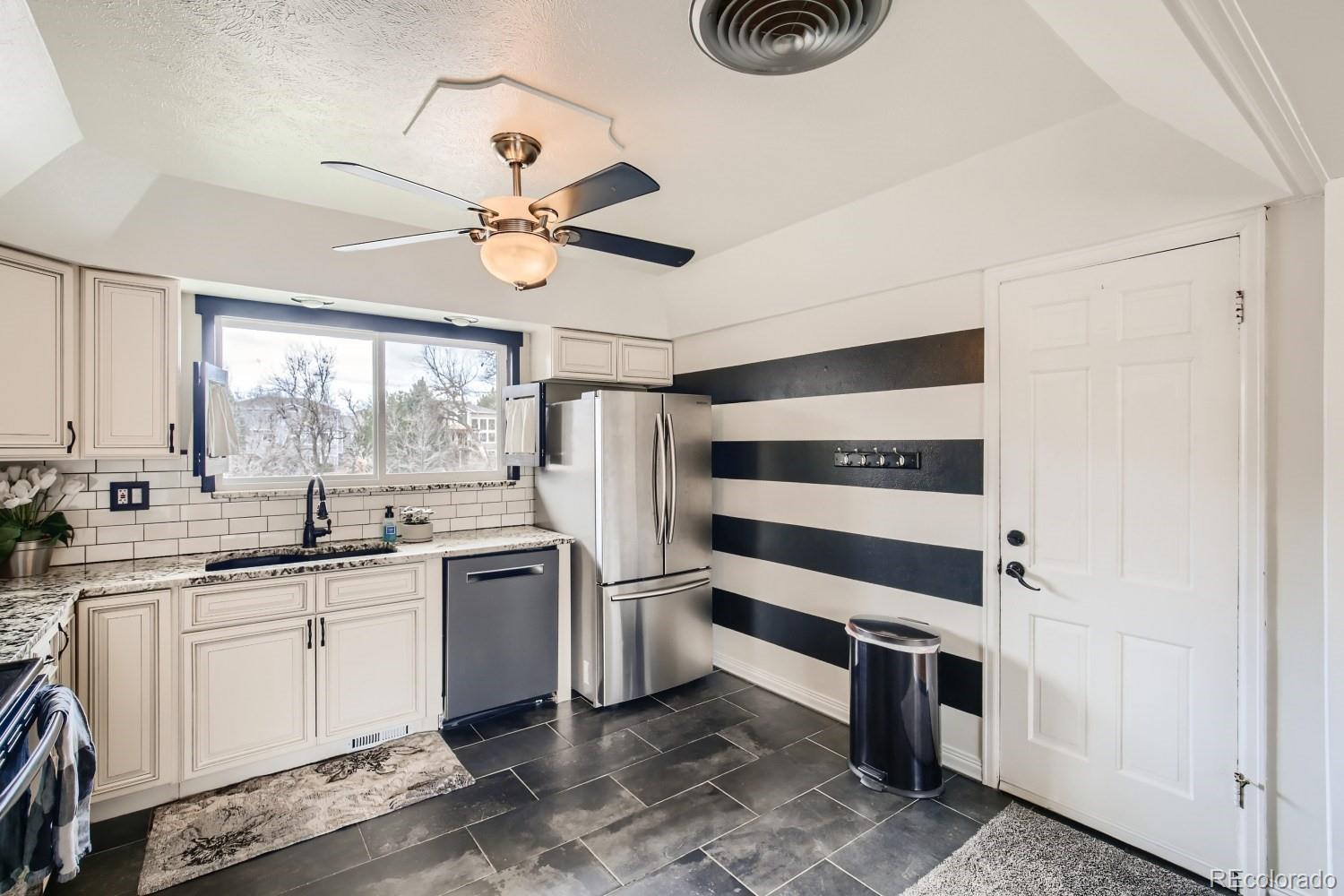 MLS Image #10 for 11119 w kentucky drive,lakewood, Colorado