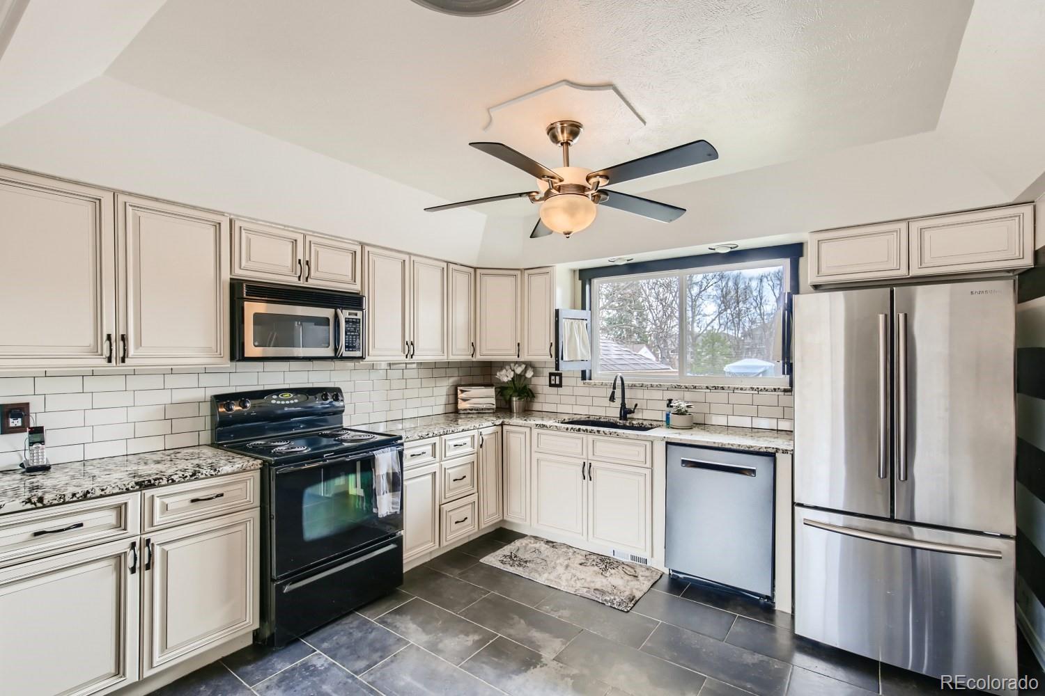 MLS Image #8 for 11119 w kentucky drive,lakewood, Colorado