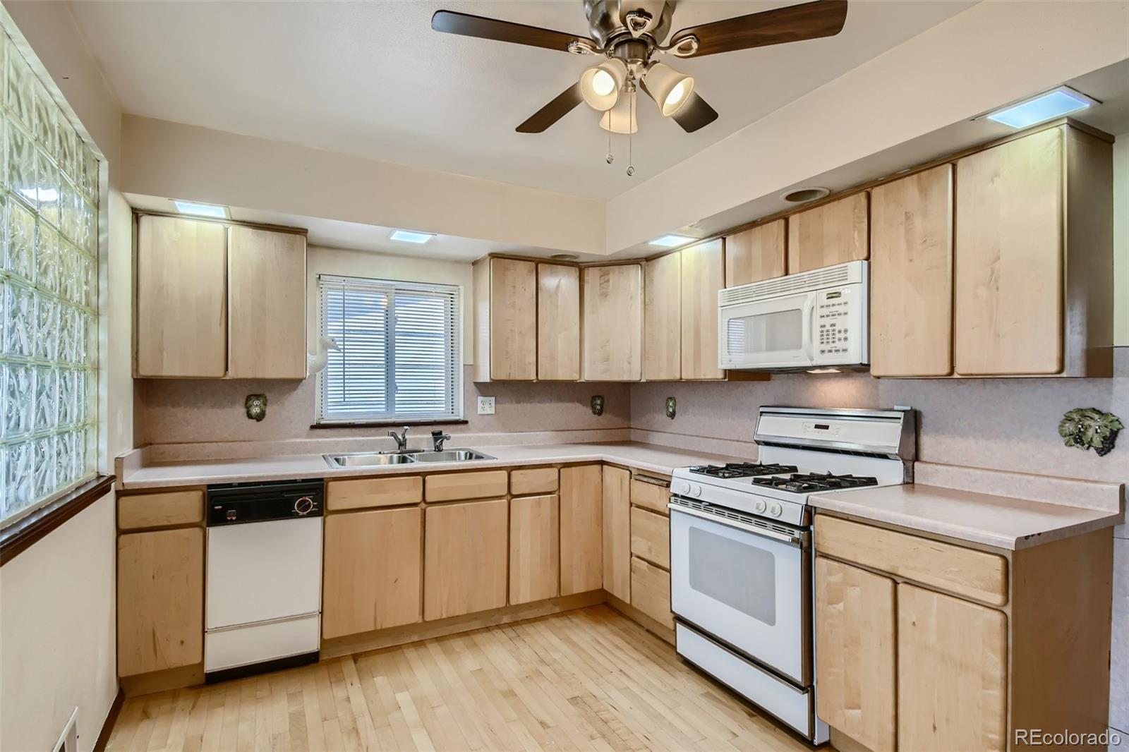 MLS Image #8 for 7791  poplar street,commerce city, Colorado