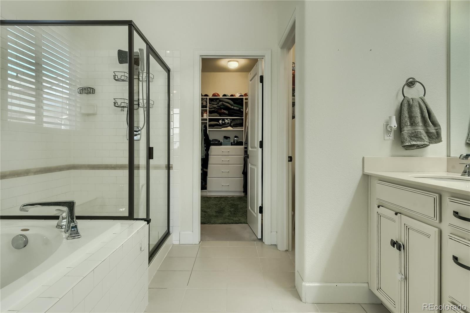 MLS Image #13 for 21261 e smoky hill road,centennial, Colorado