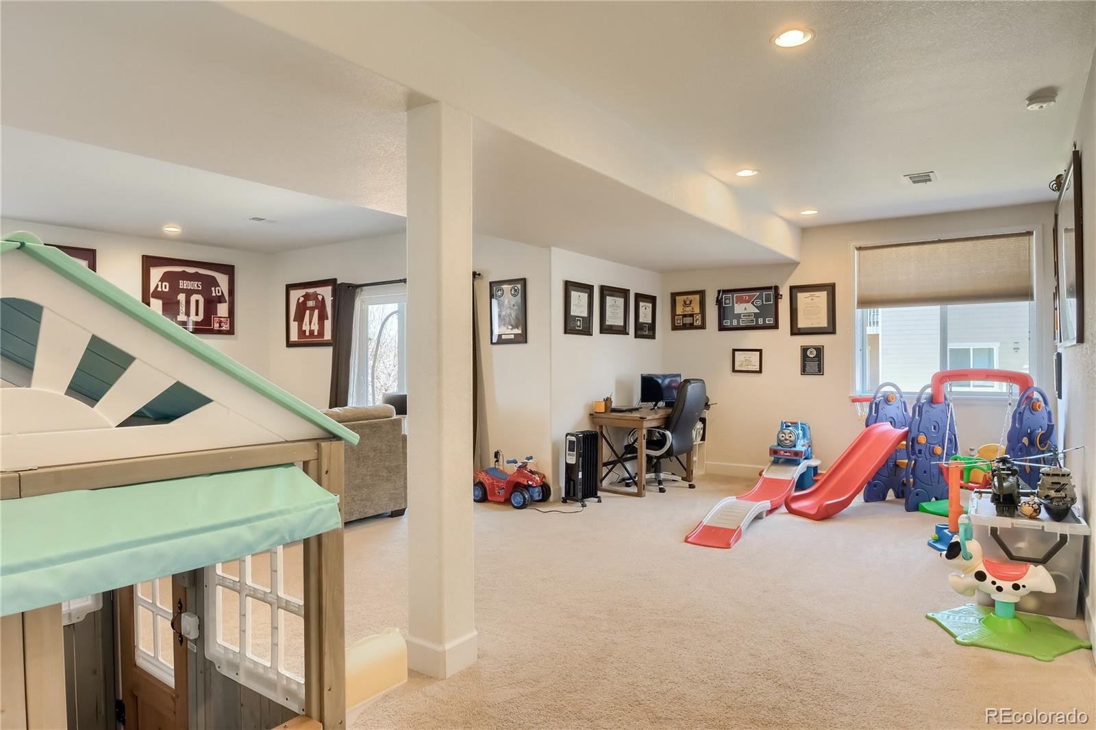 MLS Image #26 for 21261 e smoky hill road,centennial, Colorado