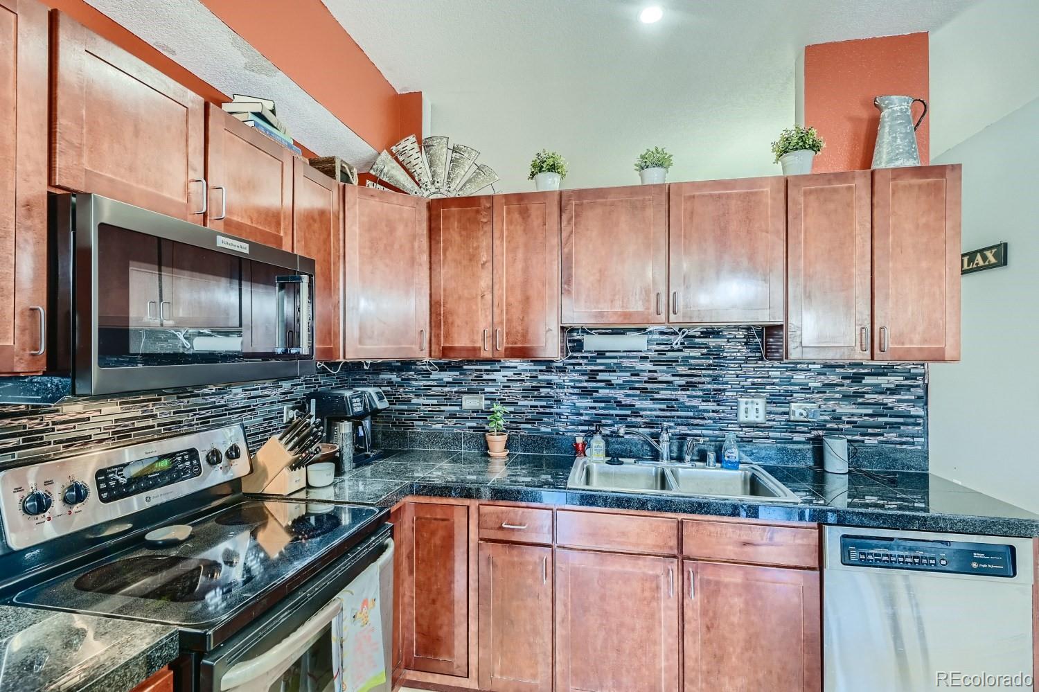 MLS Image #15 for 3225  blake street,denver, Colorado