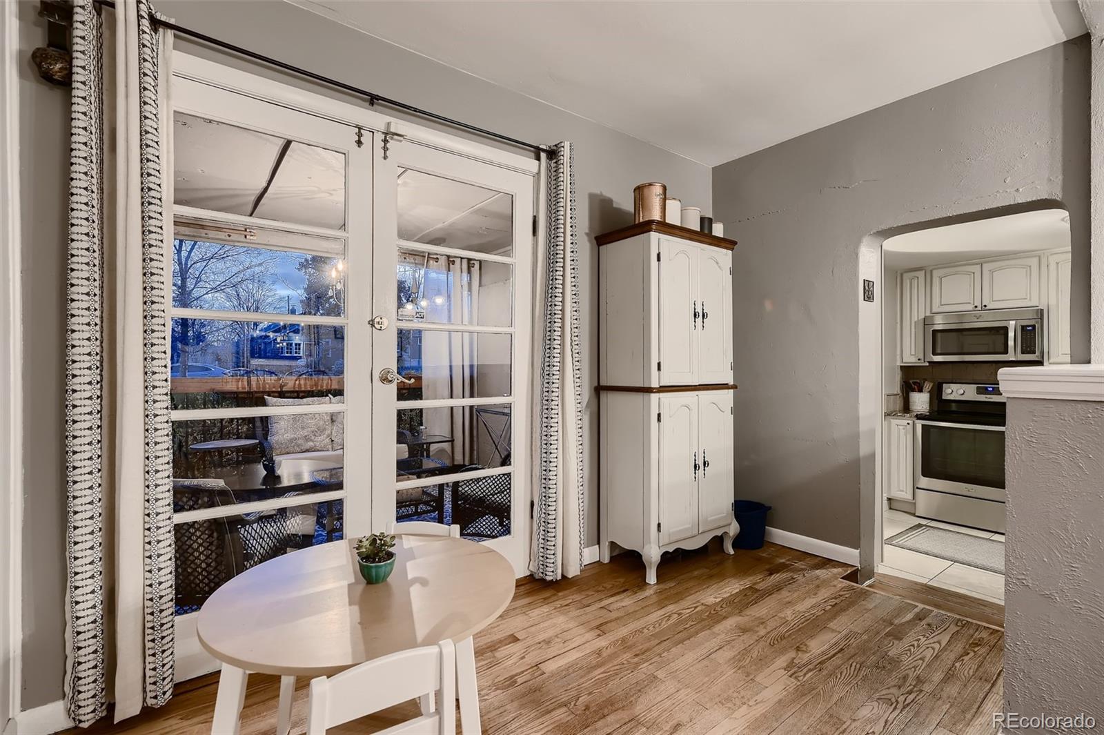 MLS Image #11 for 3200 s clarkson street,englewood, Colorado