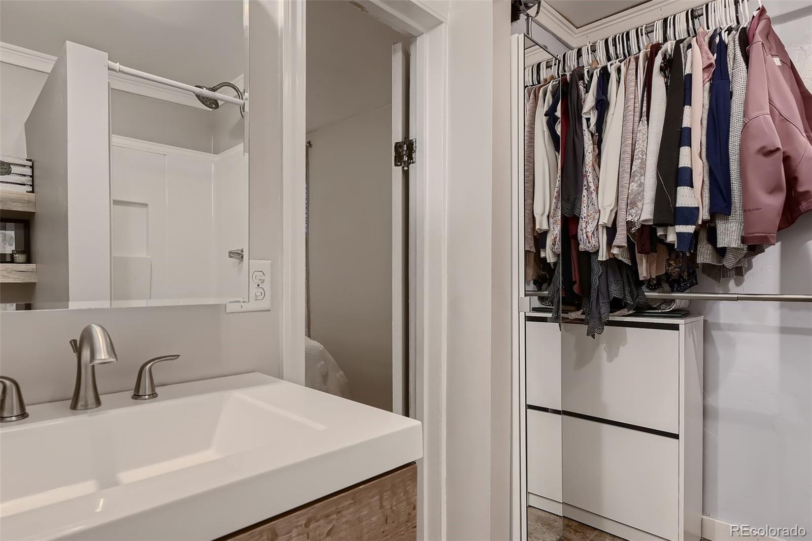 MLS Image #18 for 3200 s clarkson street,englewood, Colorado