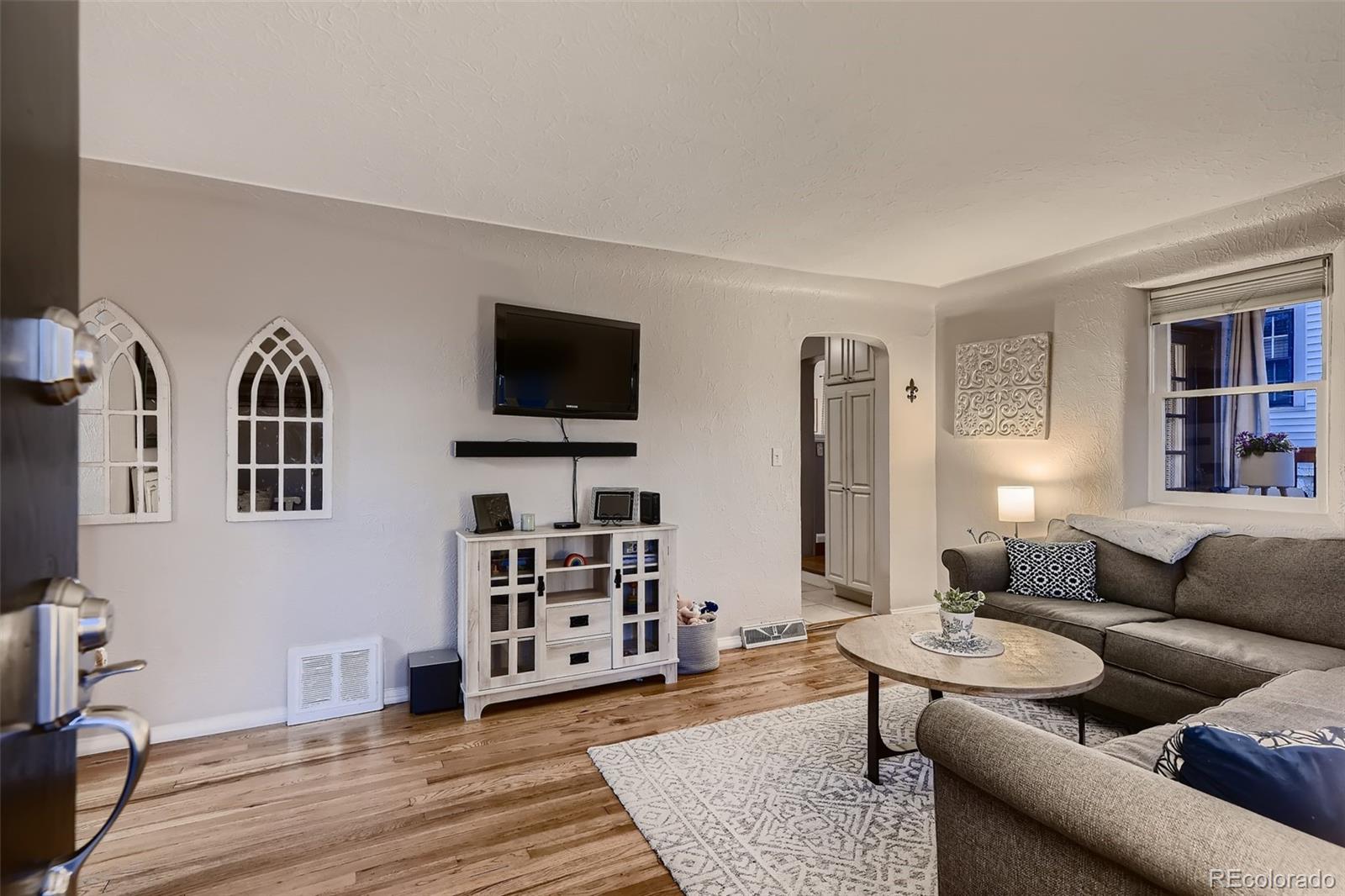 MLS Image #5 for 3200 s clarkson street,englewood, Colorado