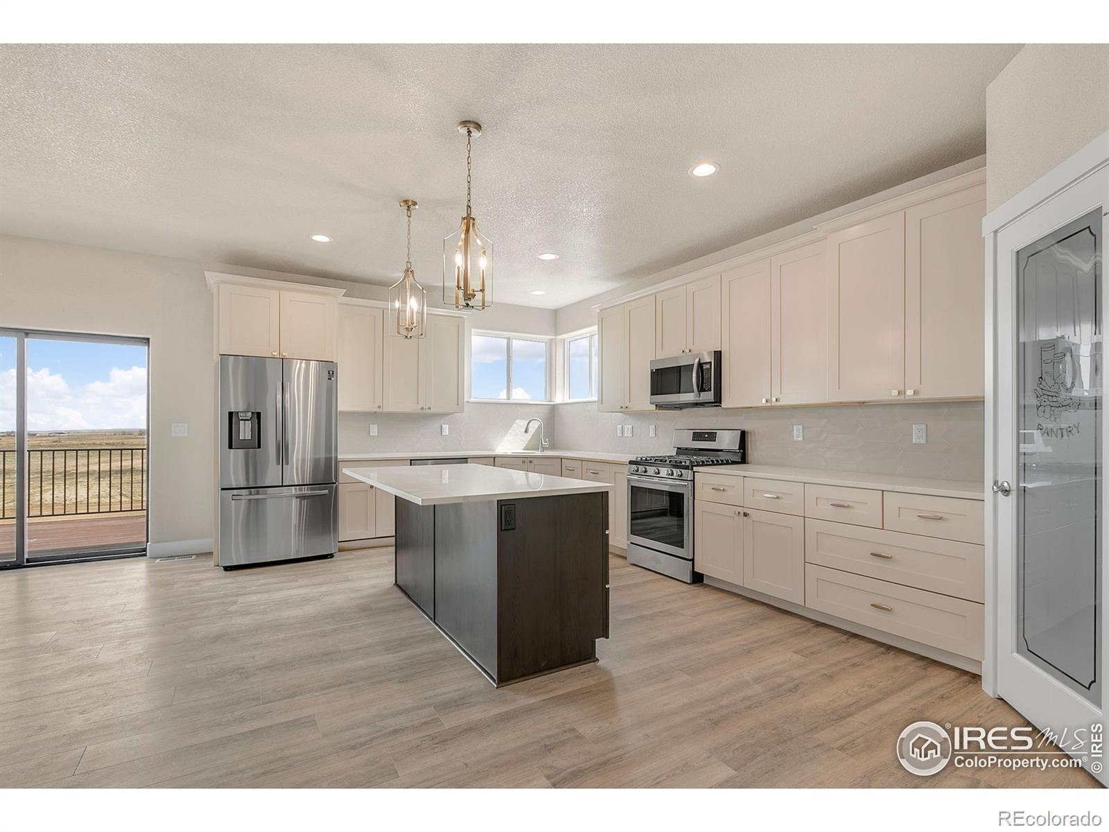 MLS Image #6 for 20062  county road 51 ,kersey, Colorado