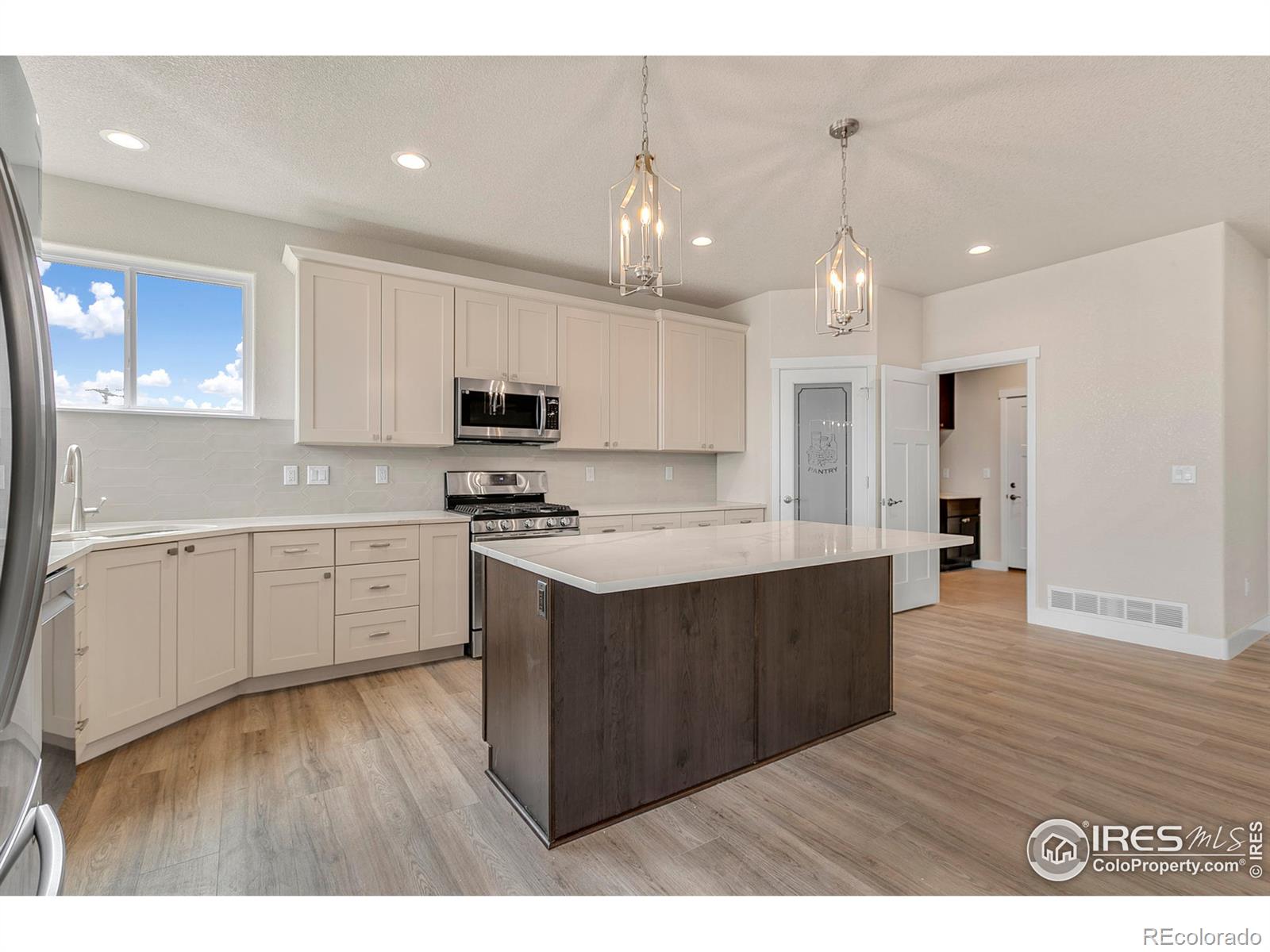 MLS Image #7 for 20062  county road 51 ,kersey, Colorado