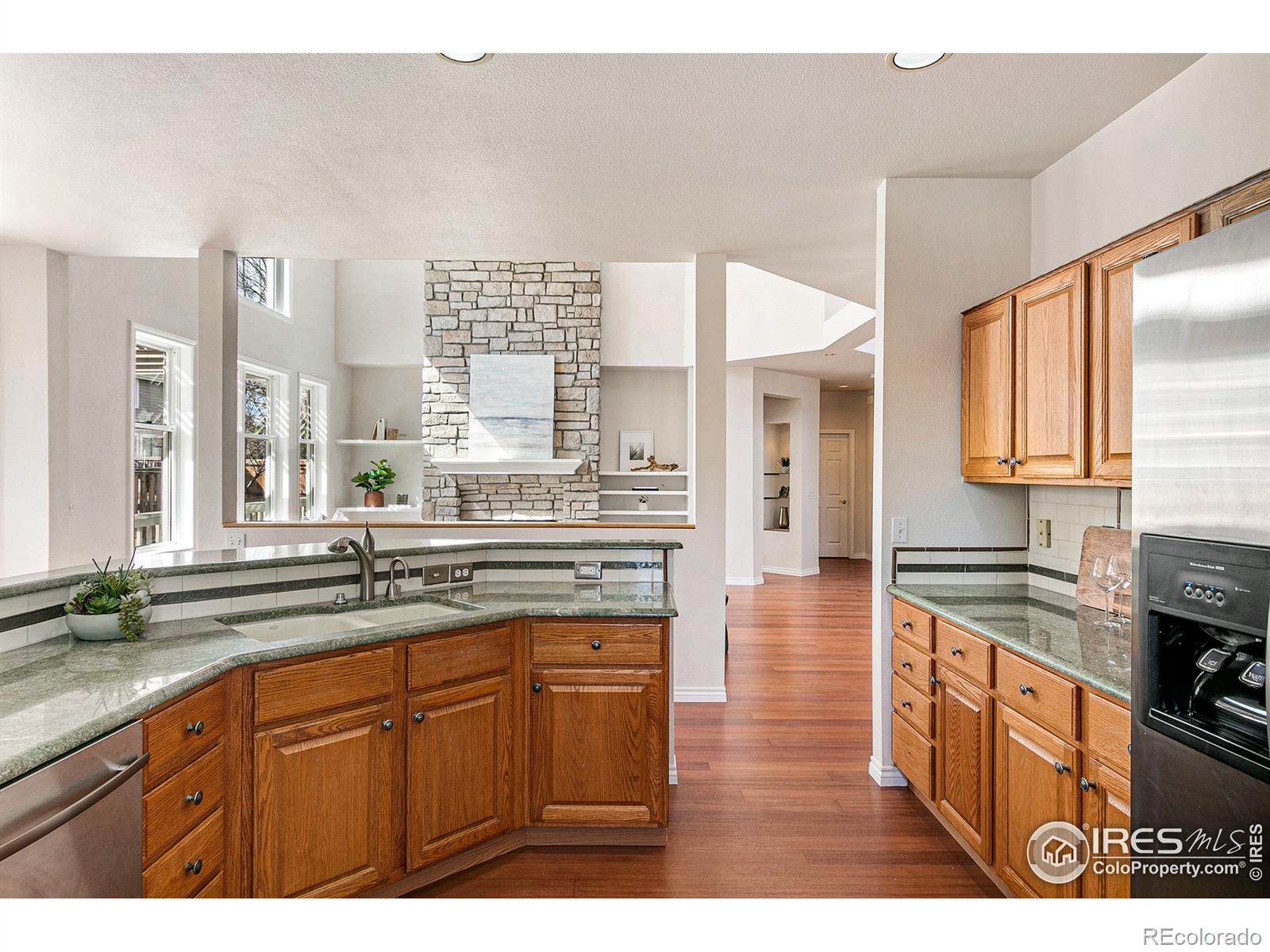 MLS Image #11 for 808  pinehurst court,louisville, Colorado