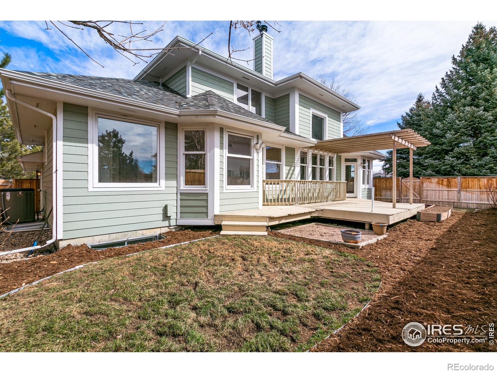 MLS Image #2 for 808  pinehurst court,louisville, Colorado