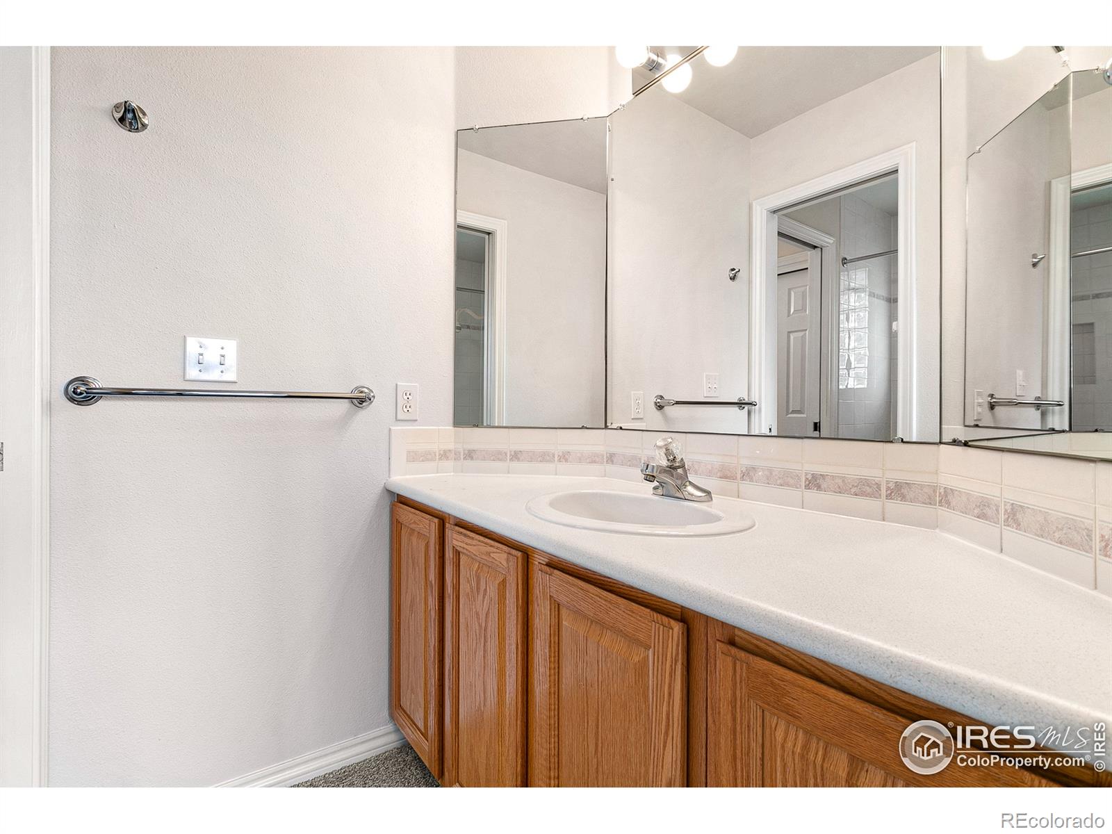 MLS Image #31 for 808  pinehurst court,louisville, Colorado