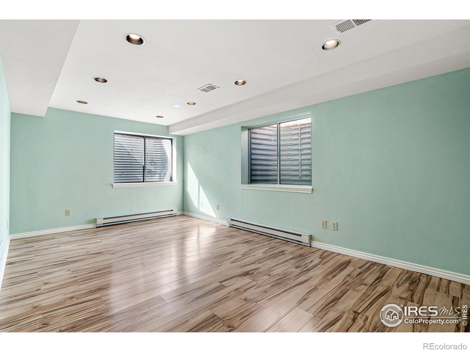 MLS Image #34 for 808  pinehurst court,louisville, Colorado