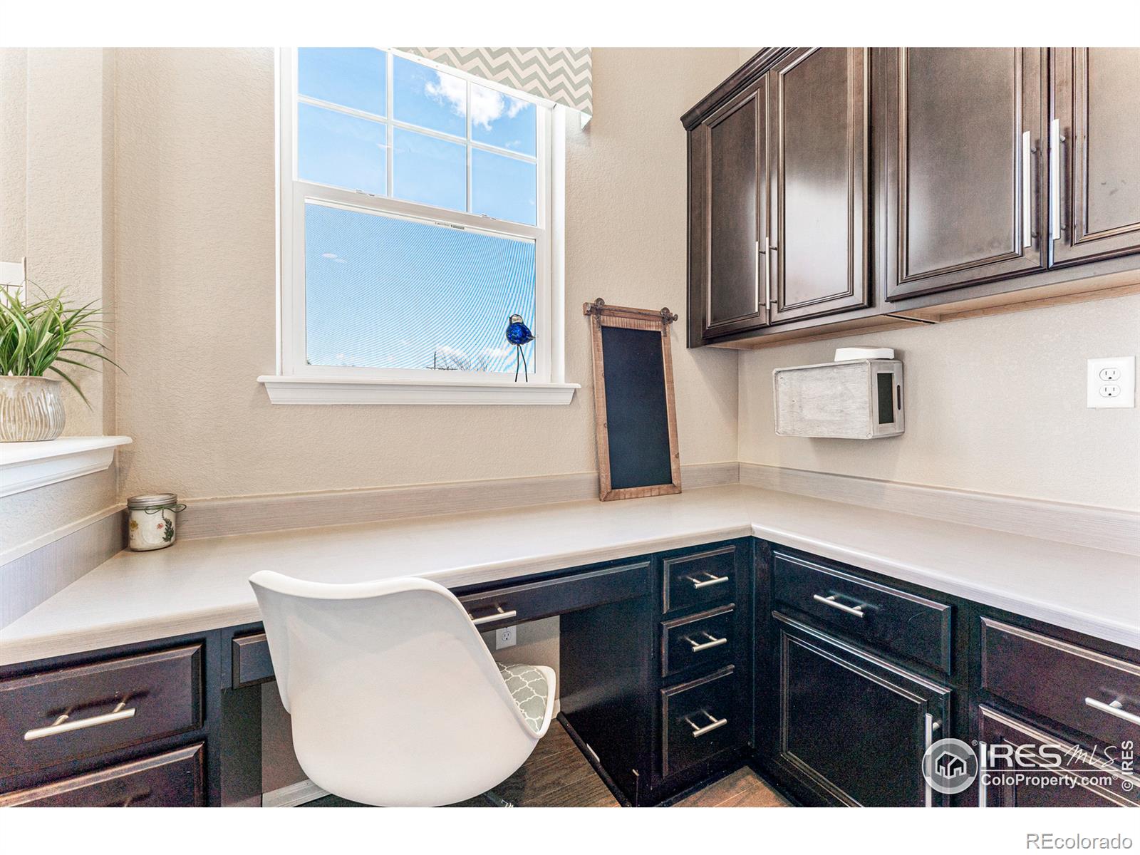 MLS Image #17 for 2271  winding drive,longmont, Colorado