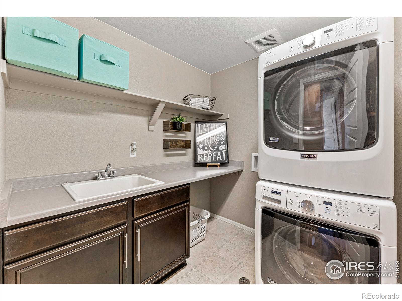 MLS Image #28 for 2271  winding drive,longmont, Colorado