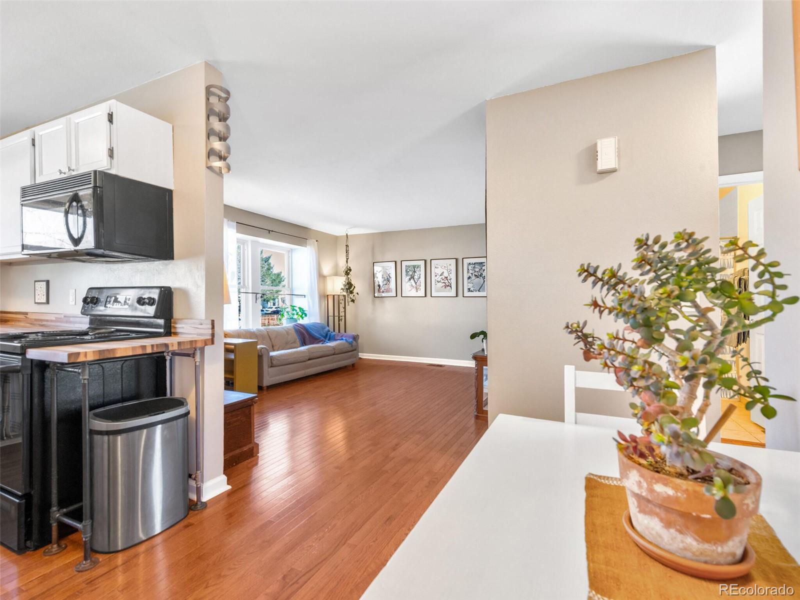 MLS Image #12 for 1990  ceylon street,aurora, Colorado